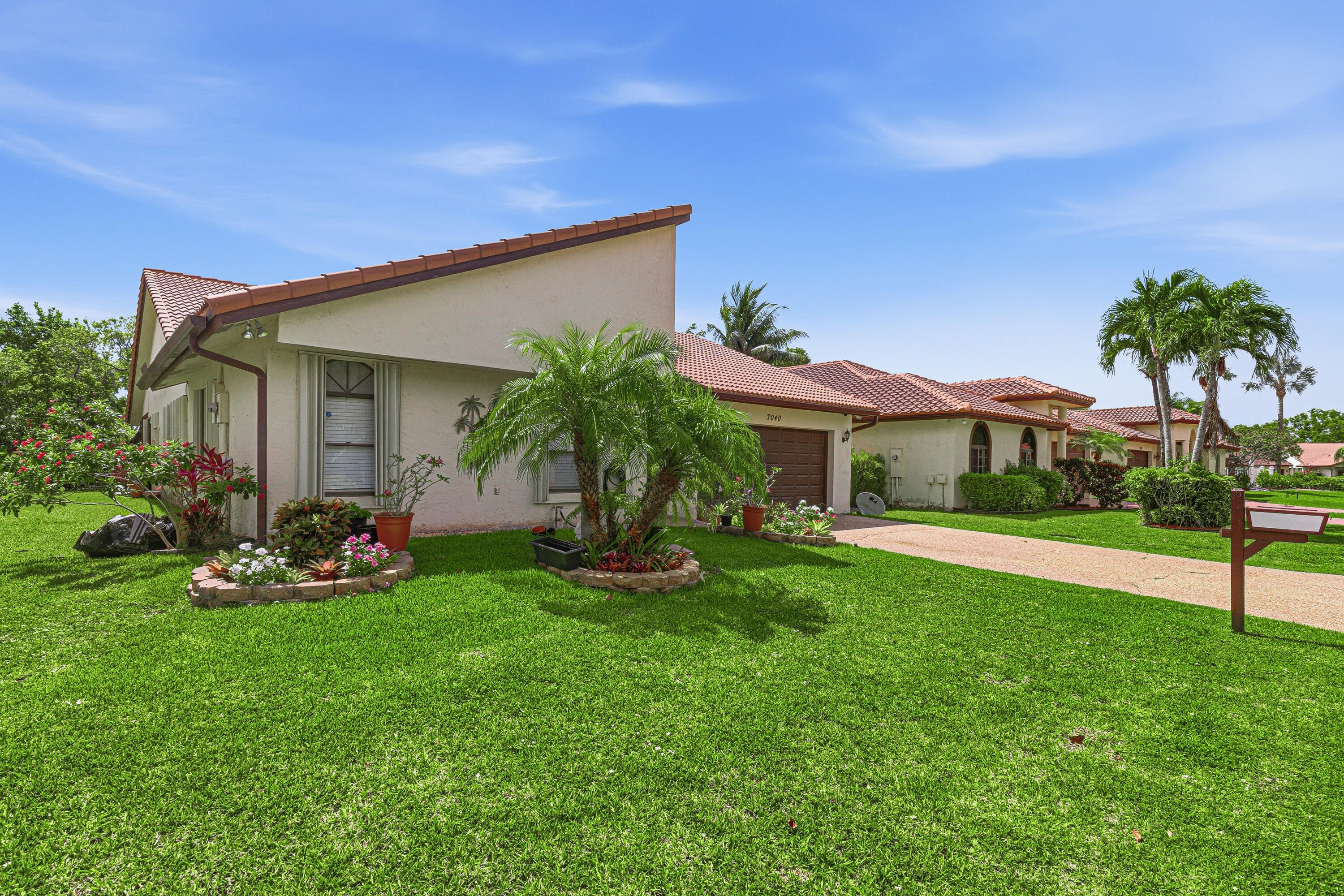 7040 Golf Pointe, Tamarac FL 33321