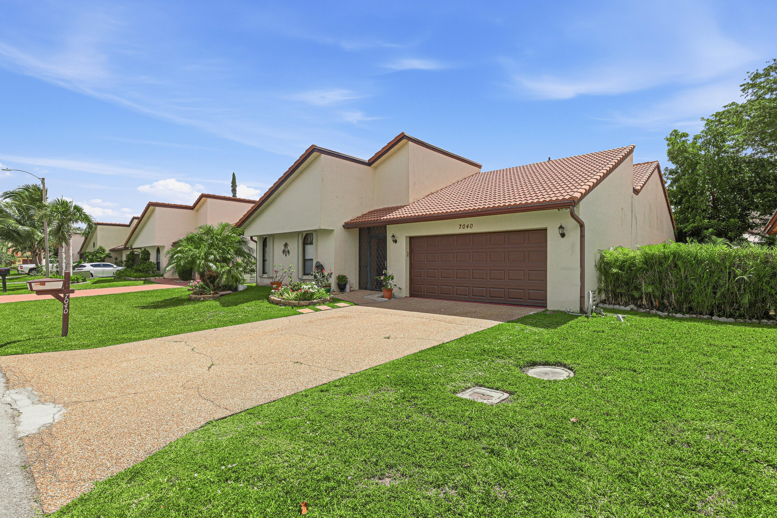 7040 Golf Pointe, Tamarac FL 33321