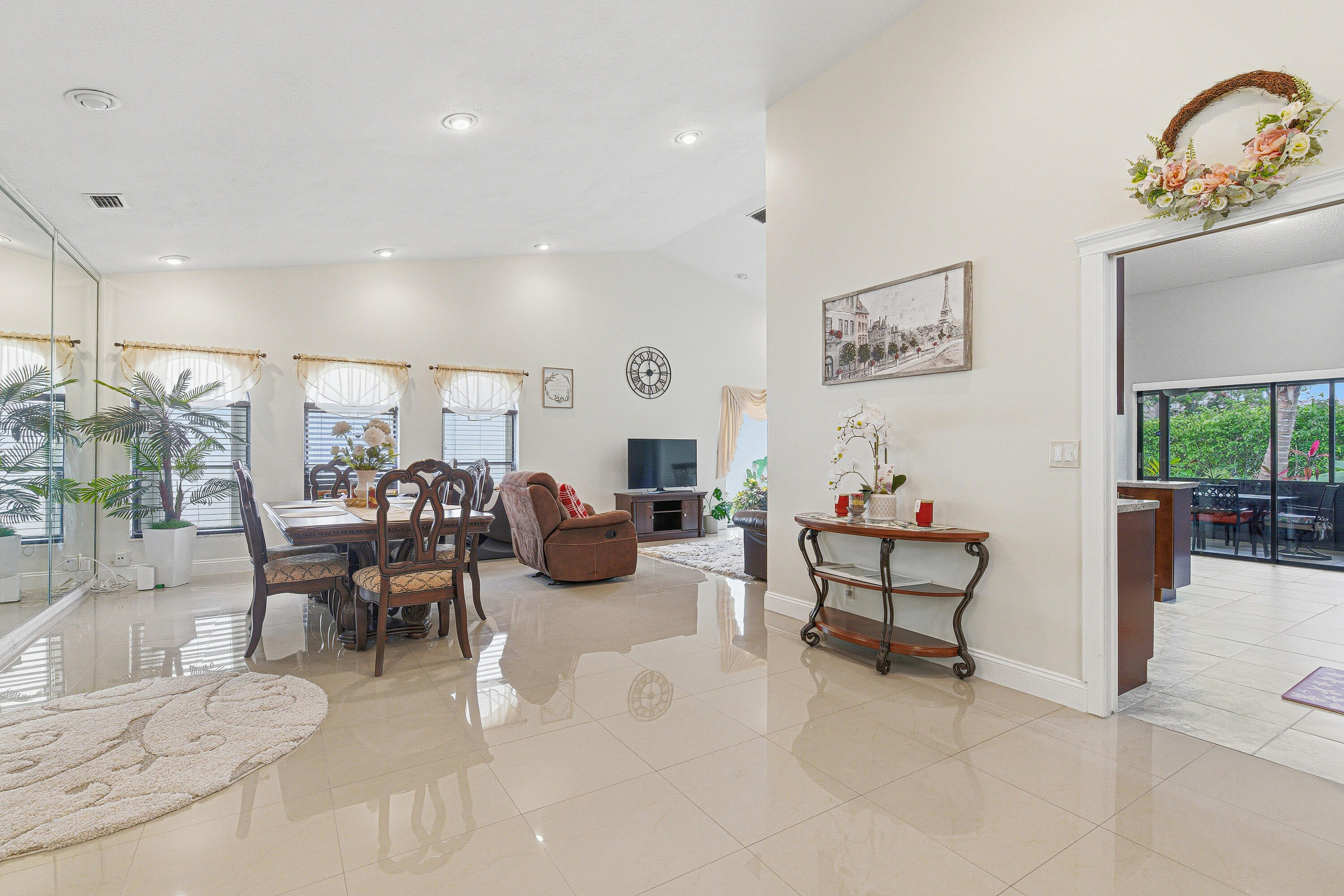 7040 Golf Pointe, Tamarac FL 33321