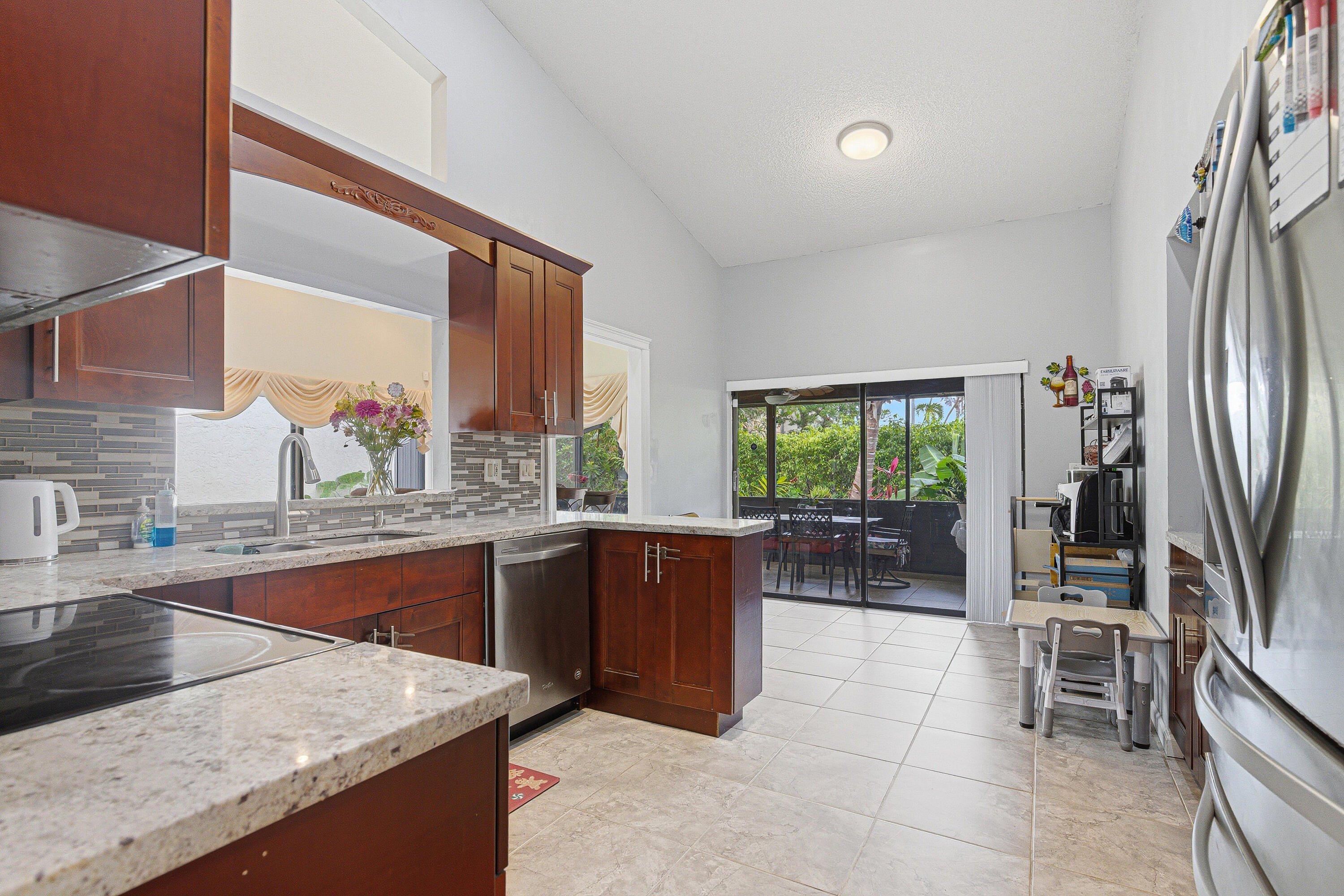 7040 Golf Pointe, Tamarac FL 33321