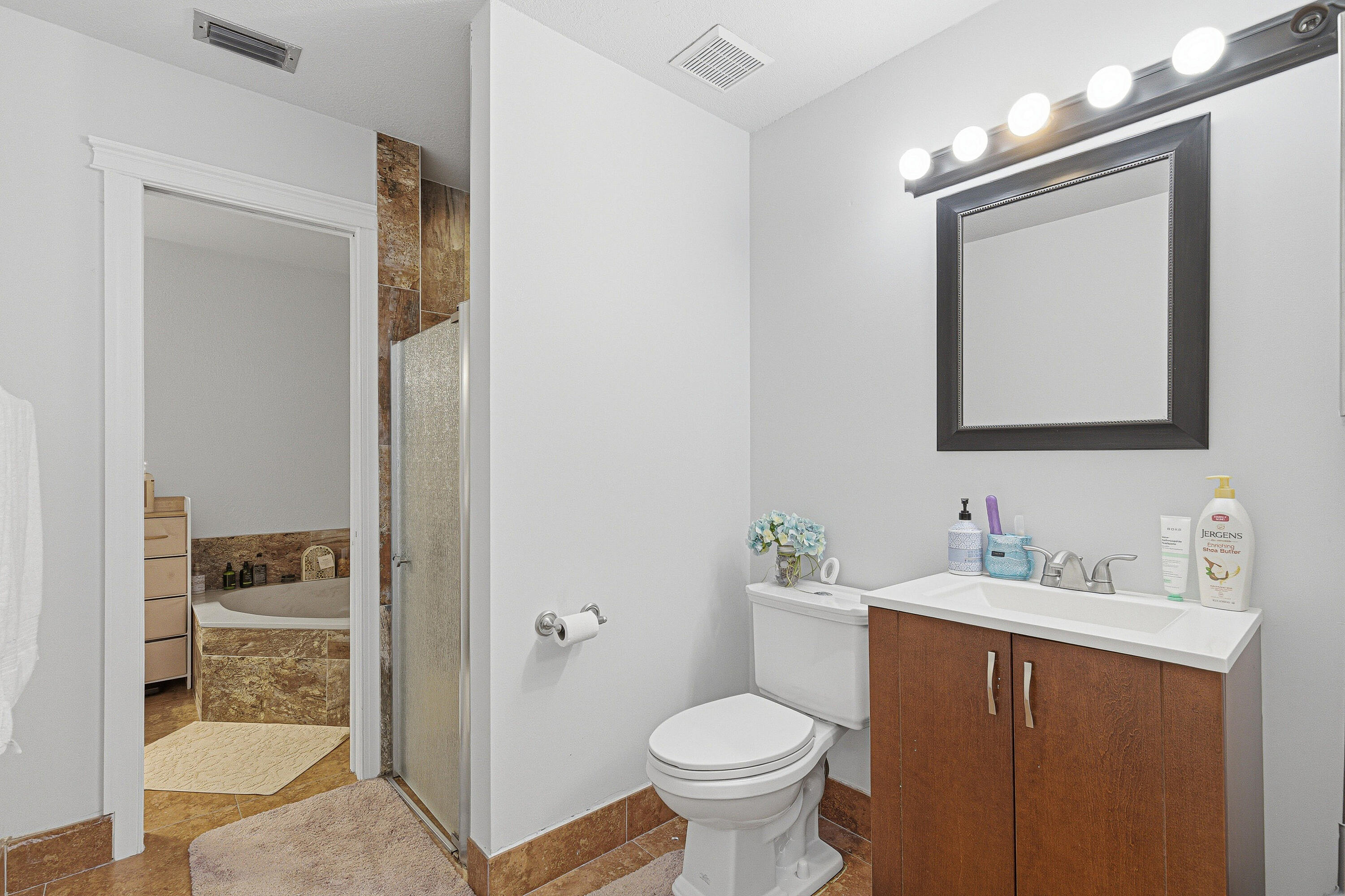 7040 Golf Pointe, Tamarac FL 33321
