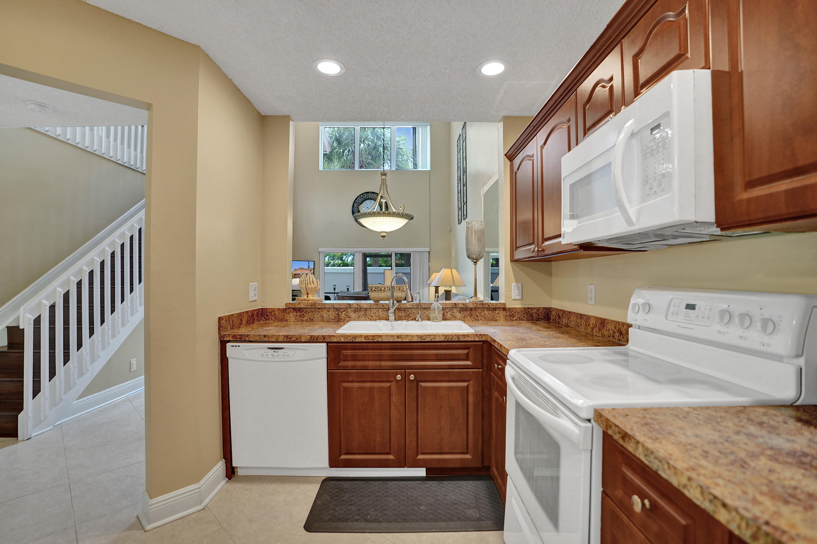 10474 Mateo, Boca Raton FL 33498