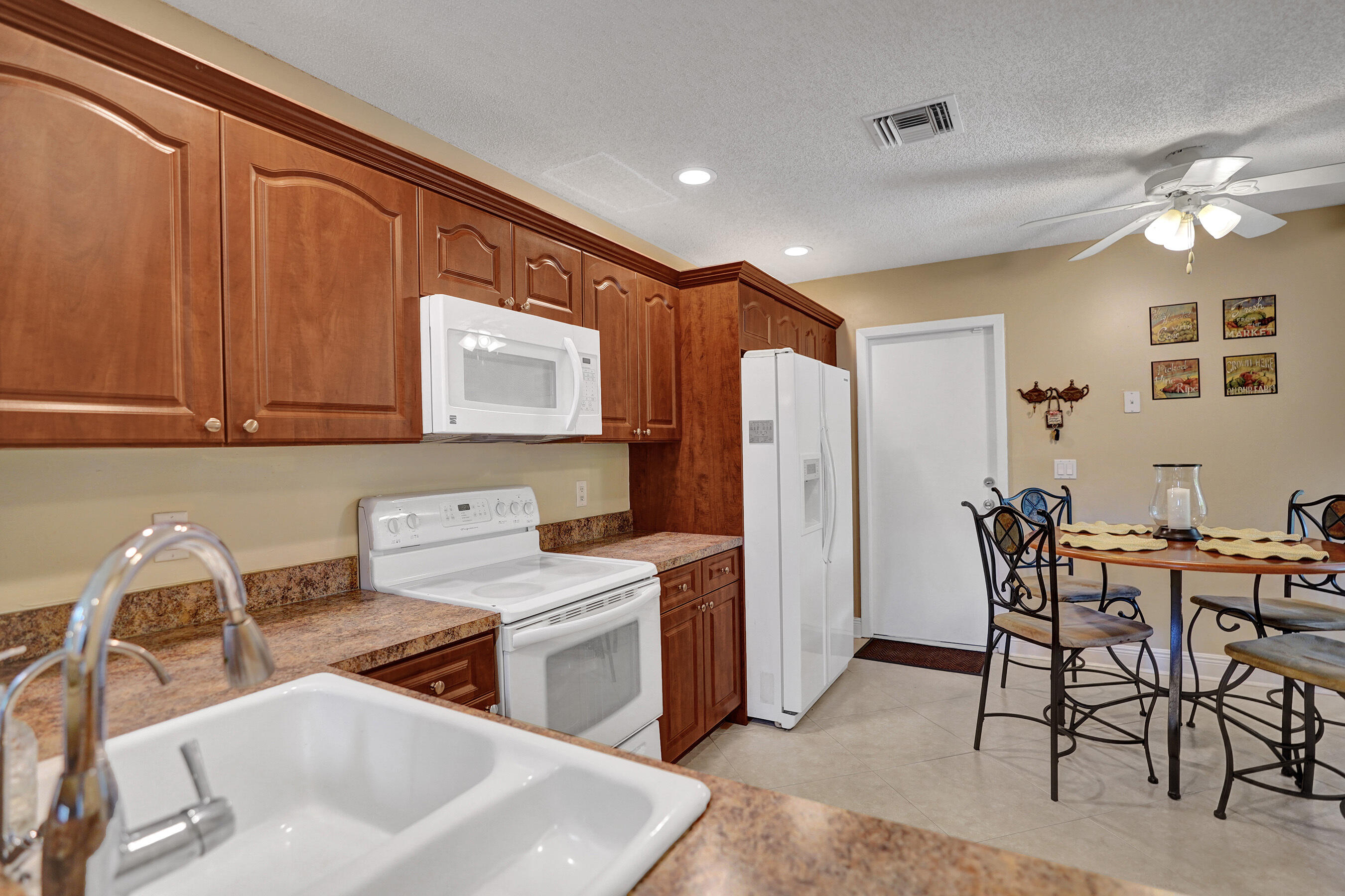 10474 Mateo, Boca Raton FL 33498