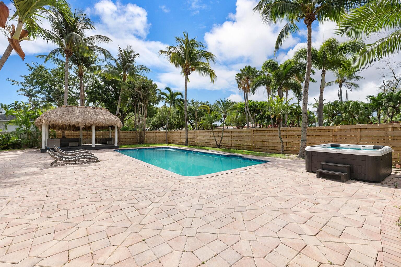 1900 NE 16th, Fort Lauderdale FL 33305