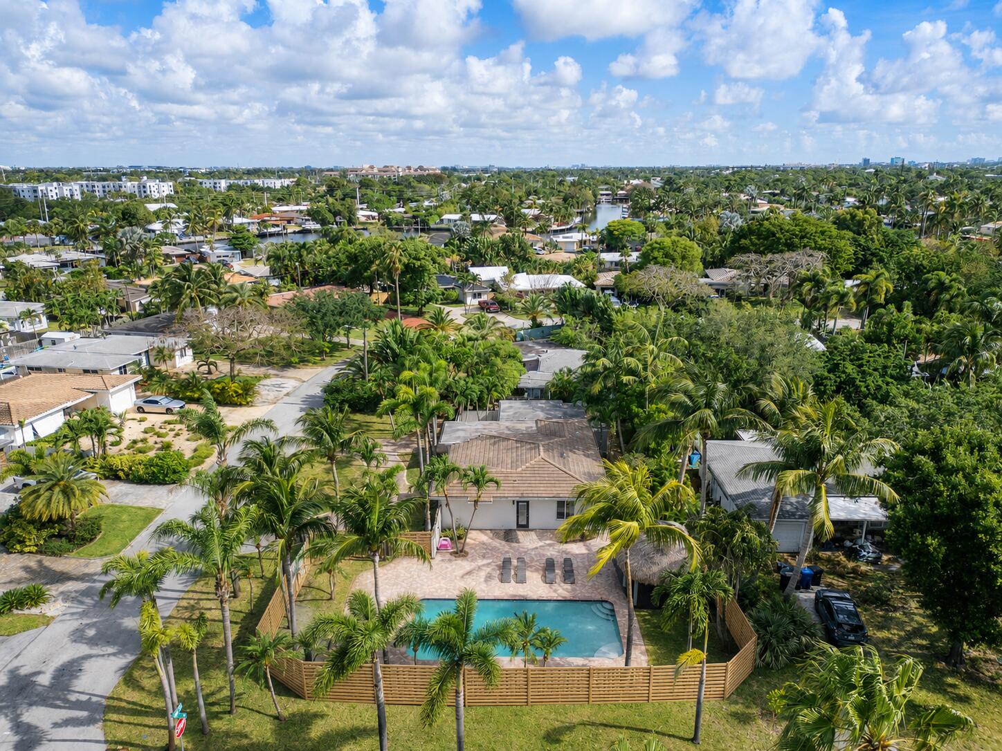 1900 NE 16th, Fort Lauderdale FL 33305