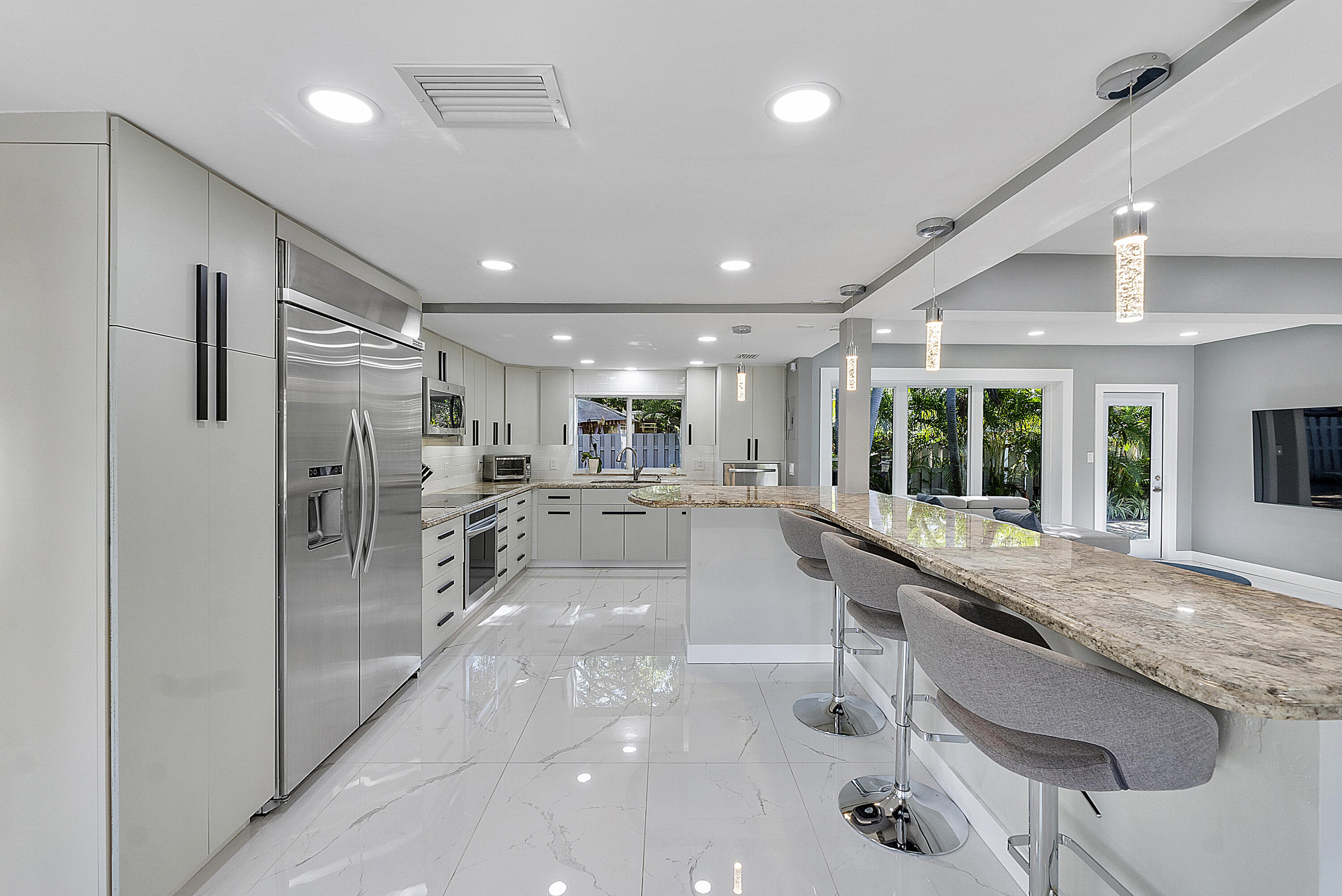 1900 NE 16th, Fort Lauderdale FL 33305