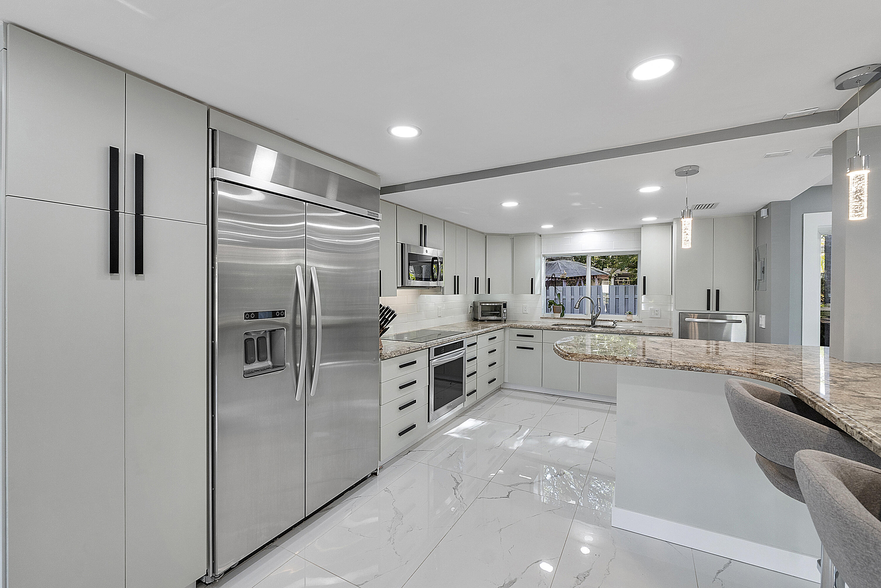 1900 NE 16th, Fort Lauderdale FL 33305