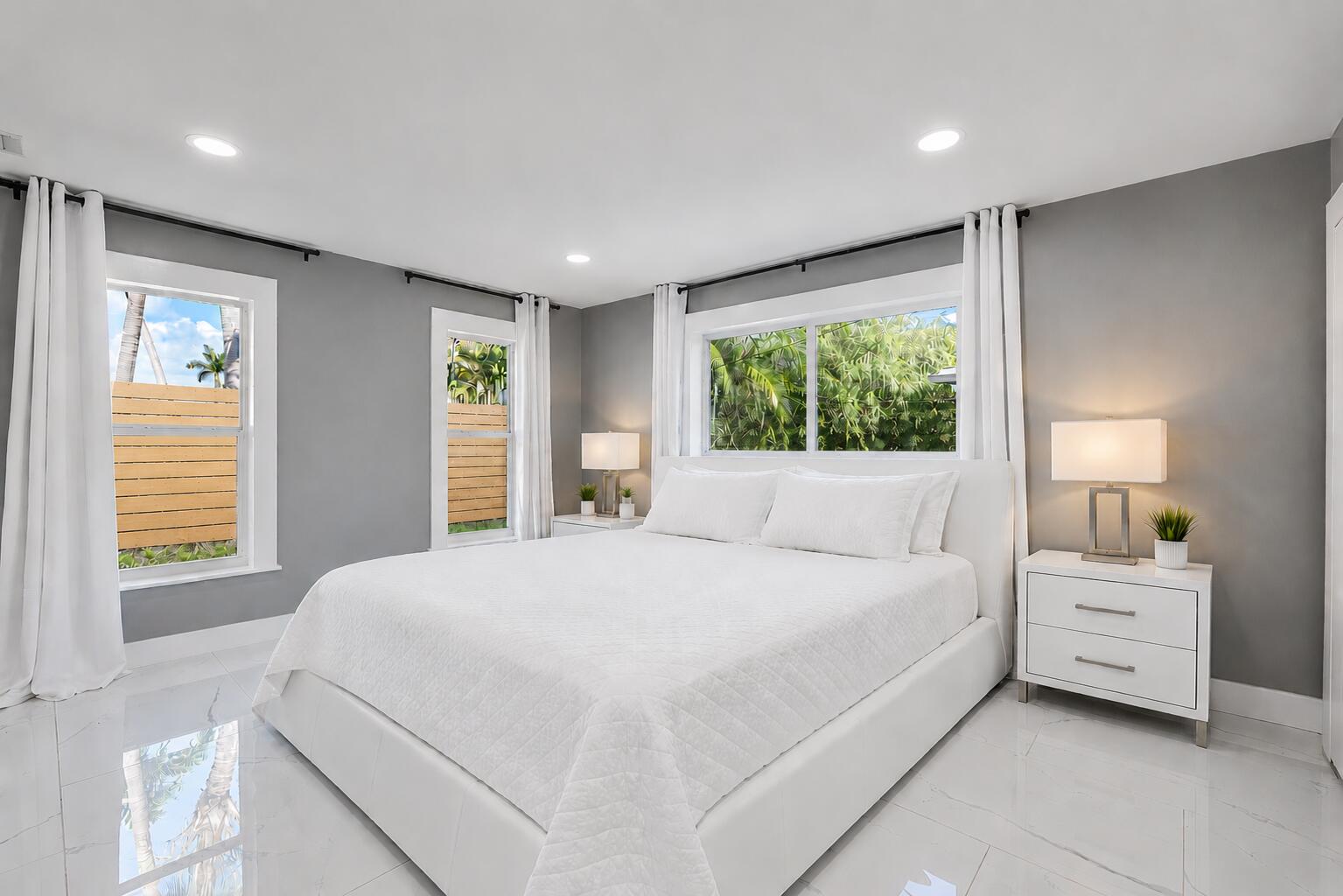 1900 NE 16th, Fort Lauderdale FL 33305