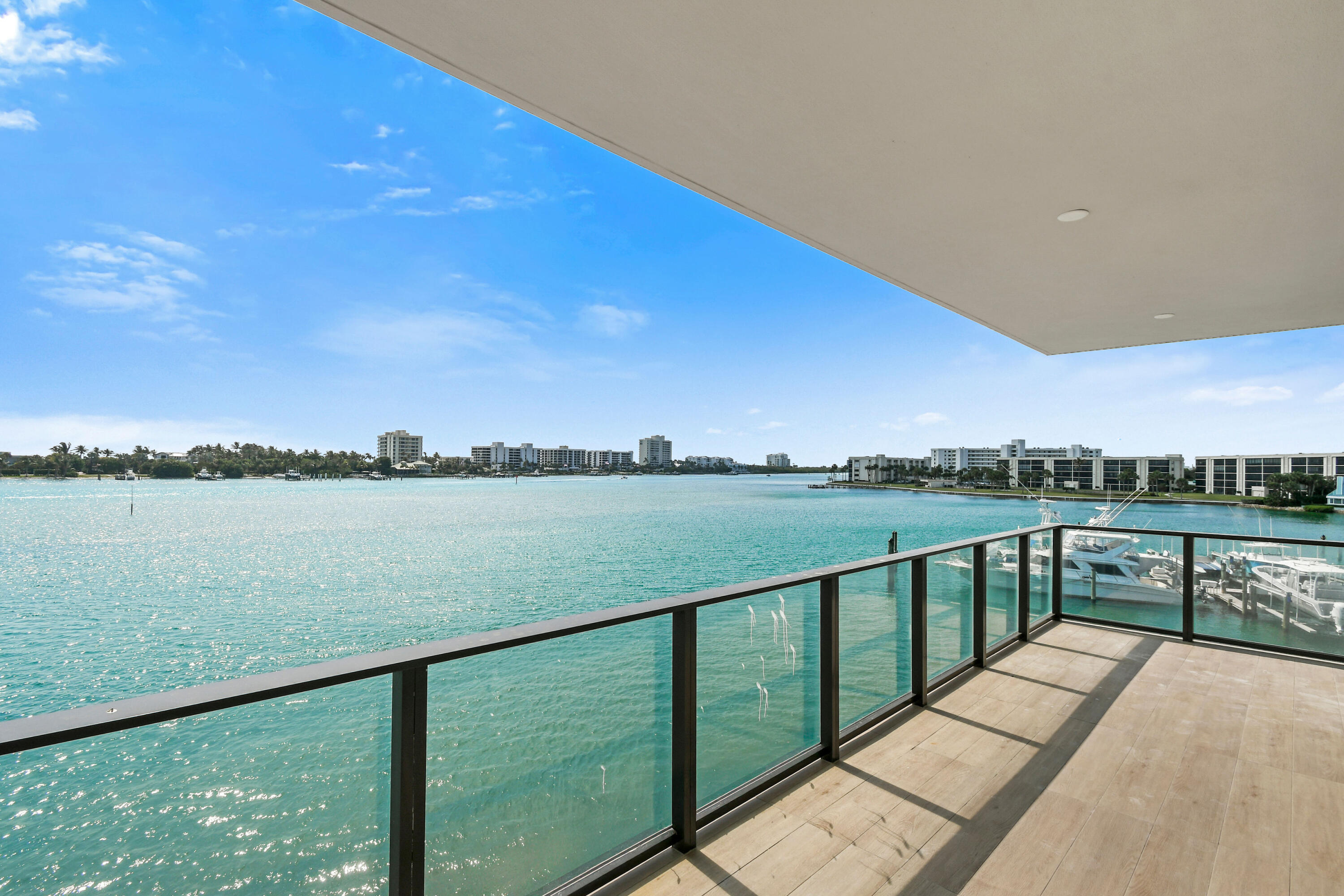 12450 SE Crystal Cove #13, Jupiter FL 33469
