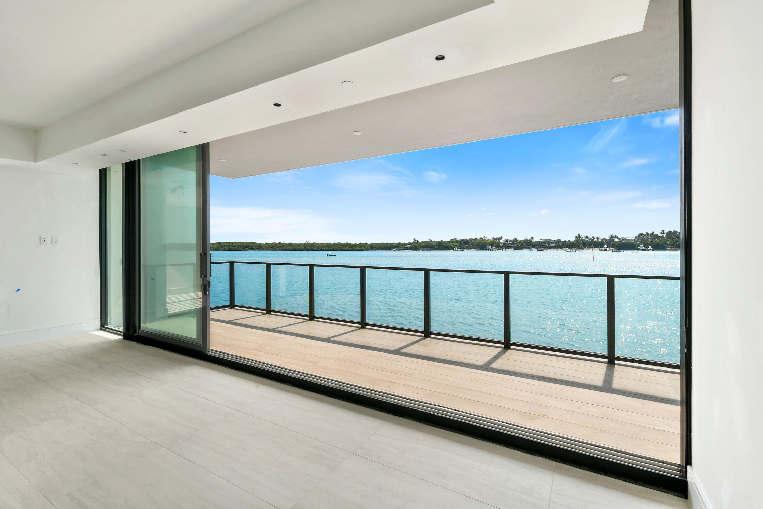 12450 SE Crystal Cove #13, Jupiter FL 33469
