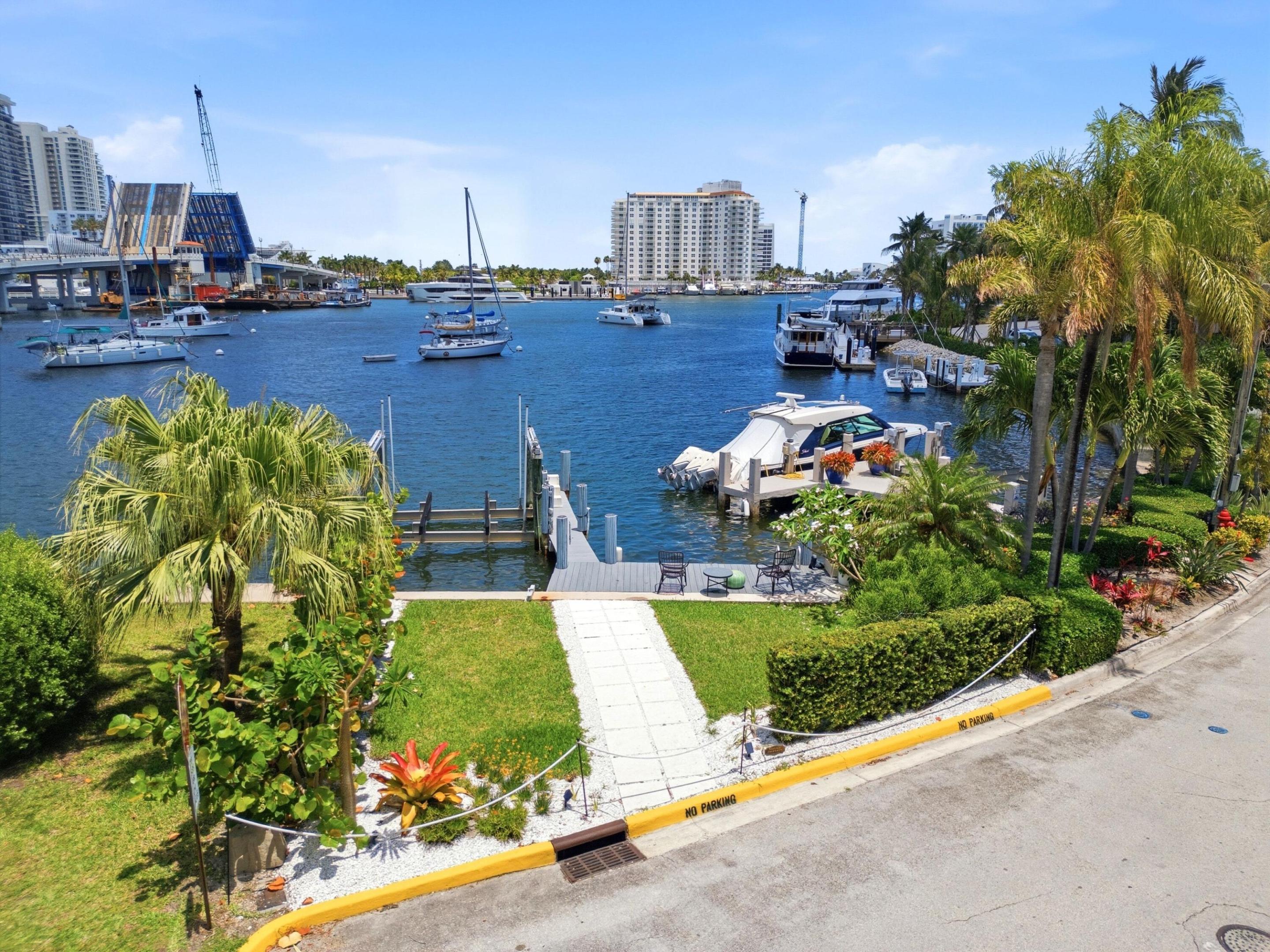 325 Poinciana, Fort Lauderdale FL 33301