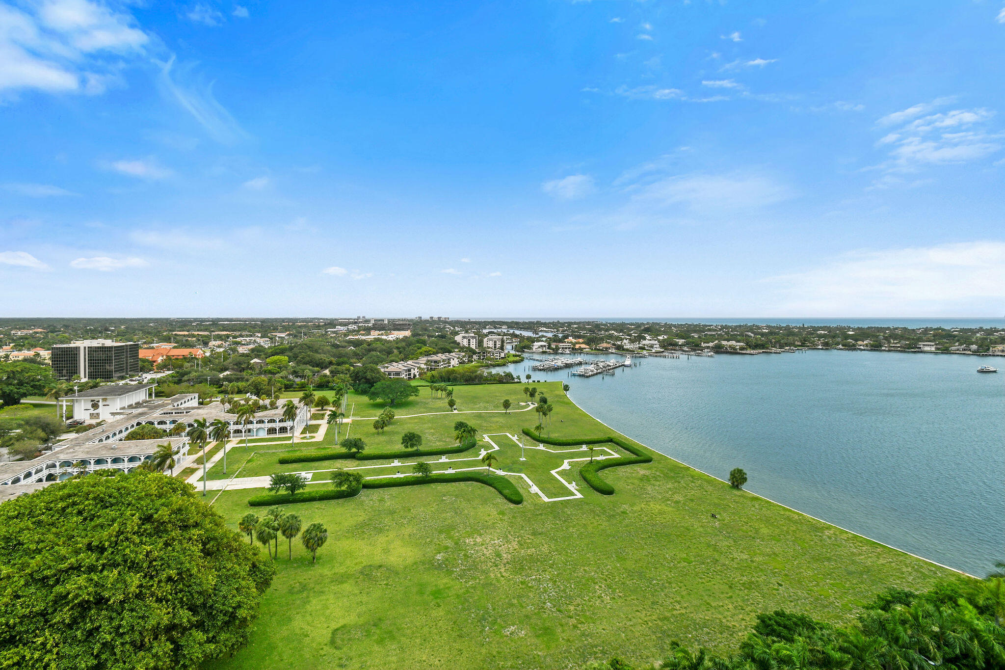 1 Water Club #1602, North Palm Beach FL 33408