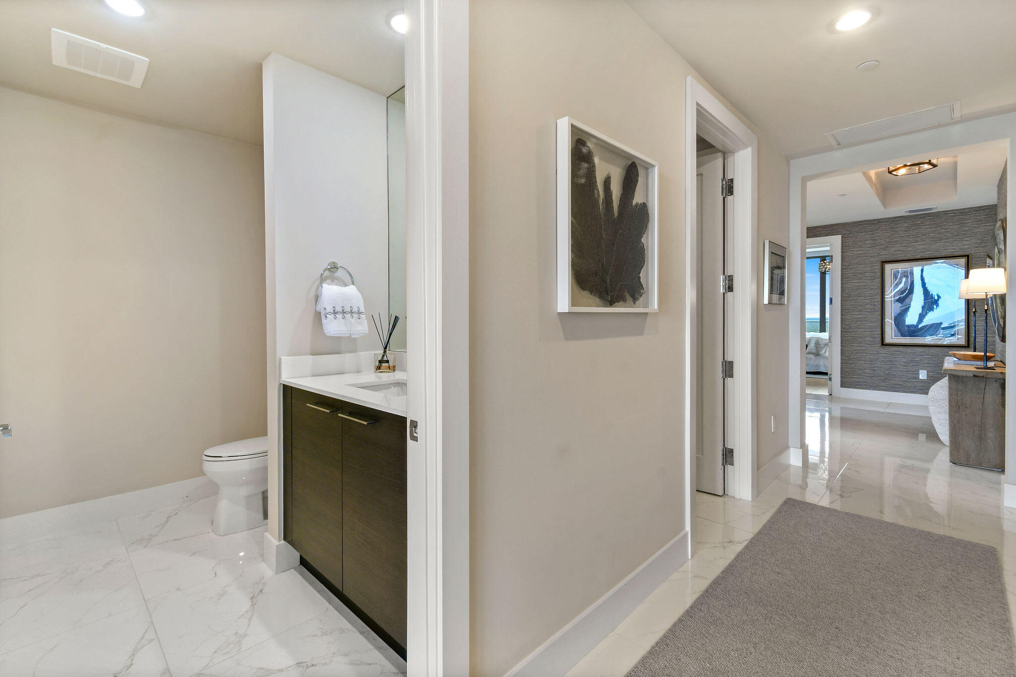 1 Water Club #1602, North Palm Beach FL 33408