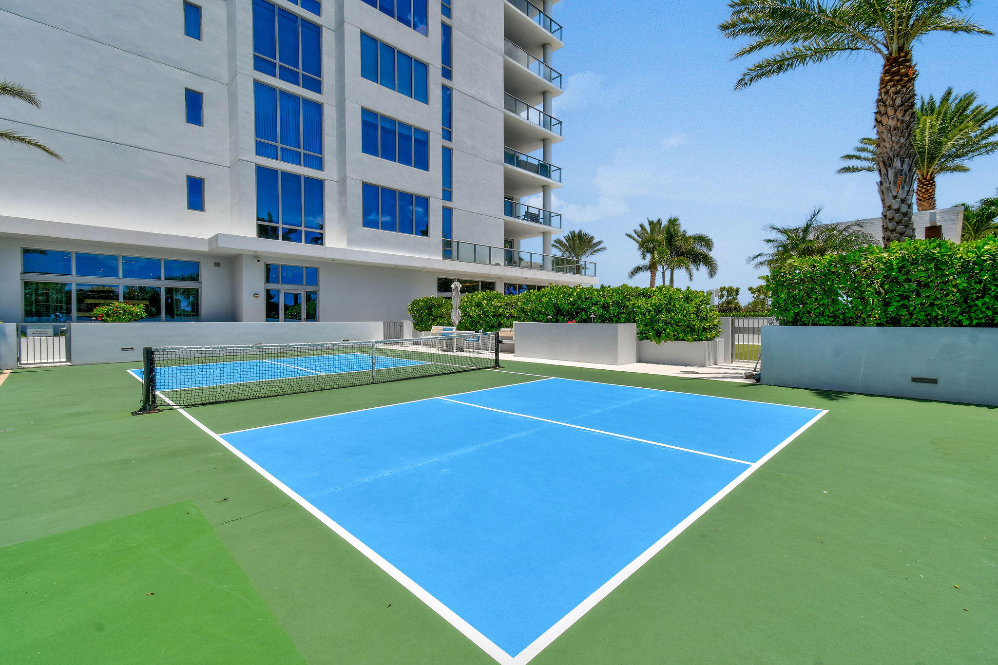 1 Water Club #1602, North Palm Beach FL 33408