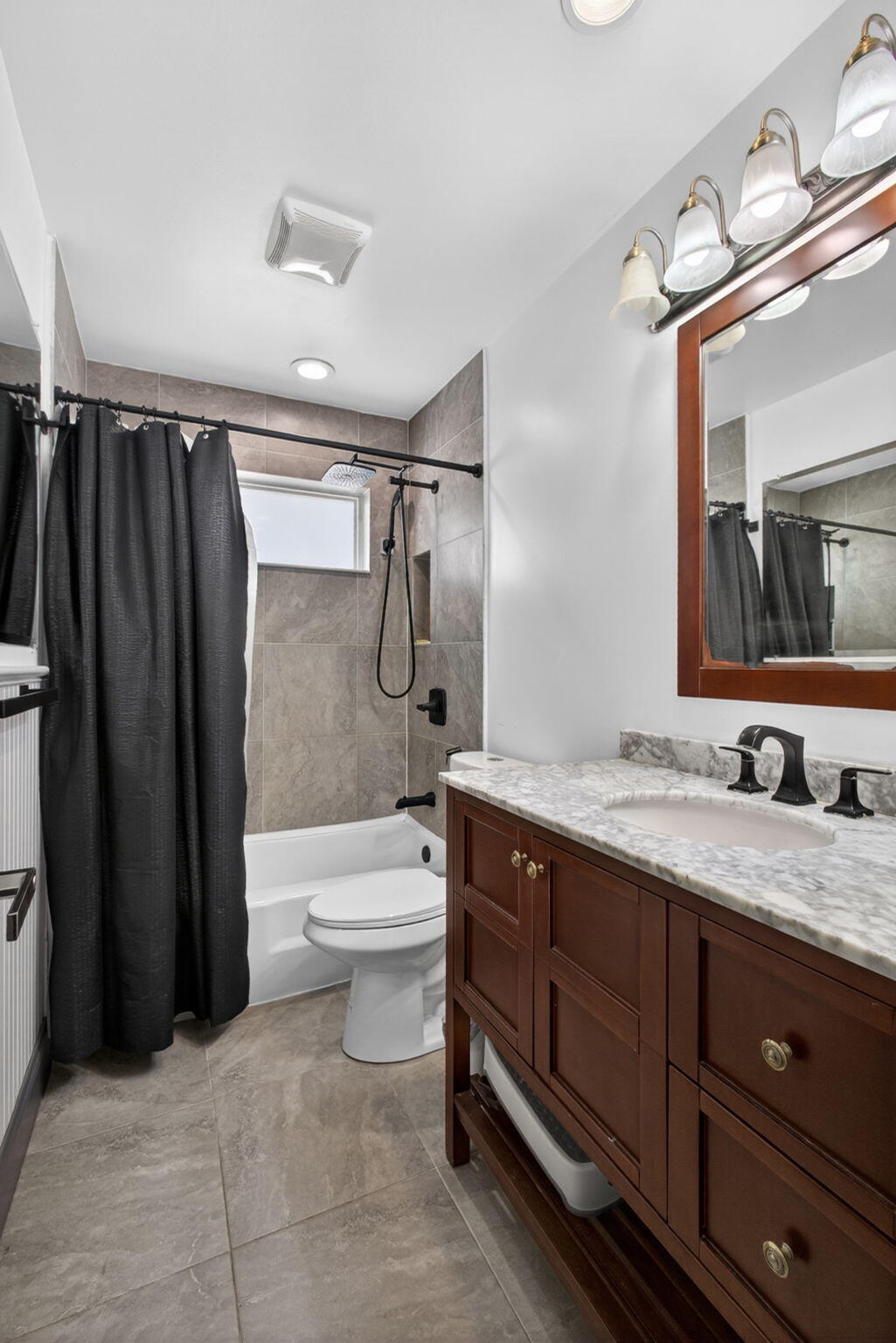 5500 West, Mangonia Park FL 33407
