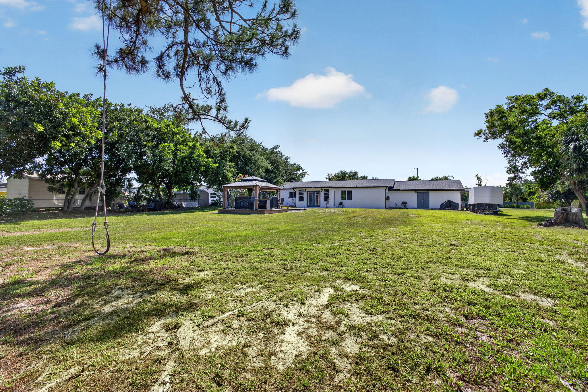 5500 West, Mangonia Park FL 33407