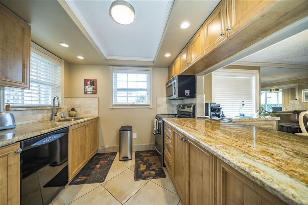 338 Waterside, Hypoluxo FL 33462