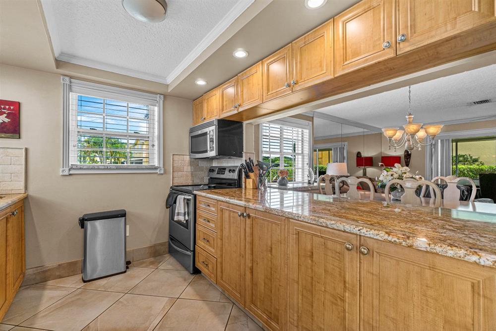 338 Waterside, Hypoluxo FL 33462