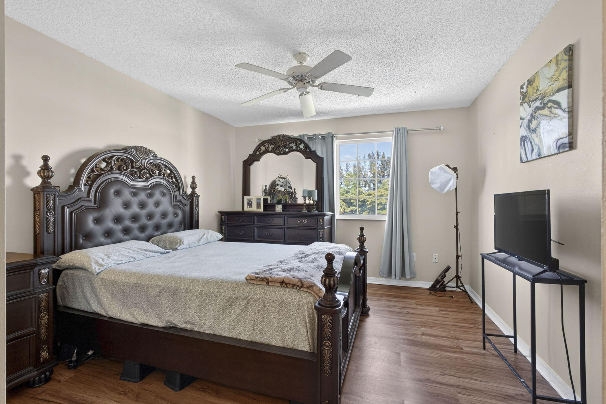 800 S Crestwood Ct #809, Royal Palm Beach FL 33411
