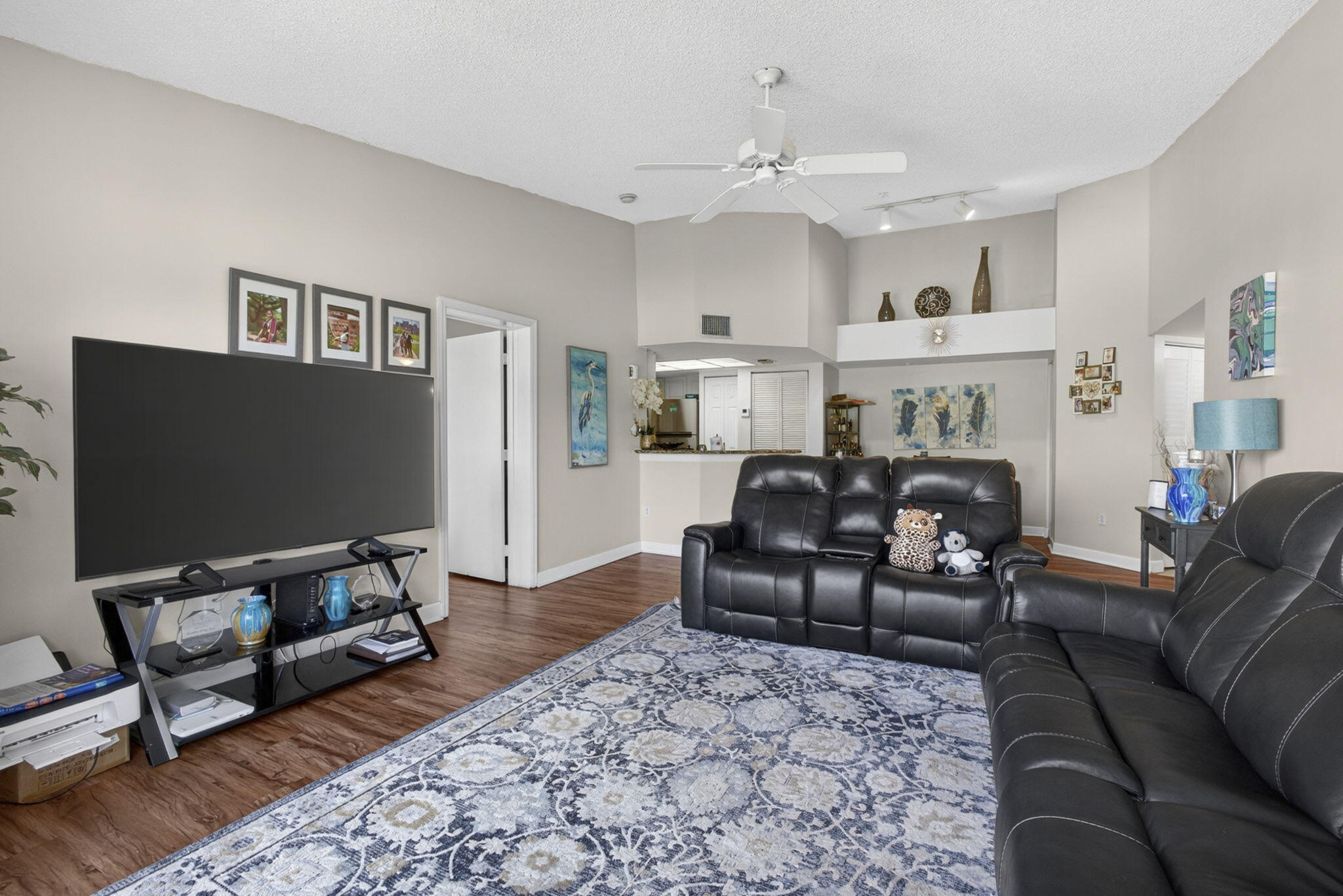 800 S Crestwood Ct #809, Royal Palm Beach FL 33411