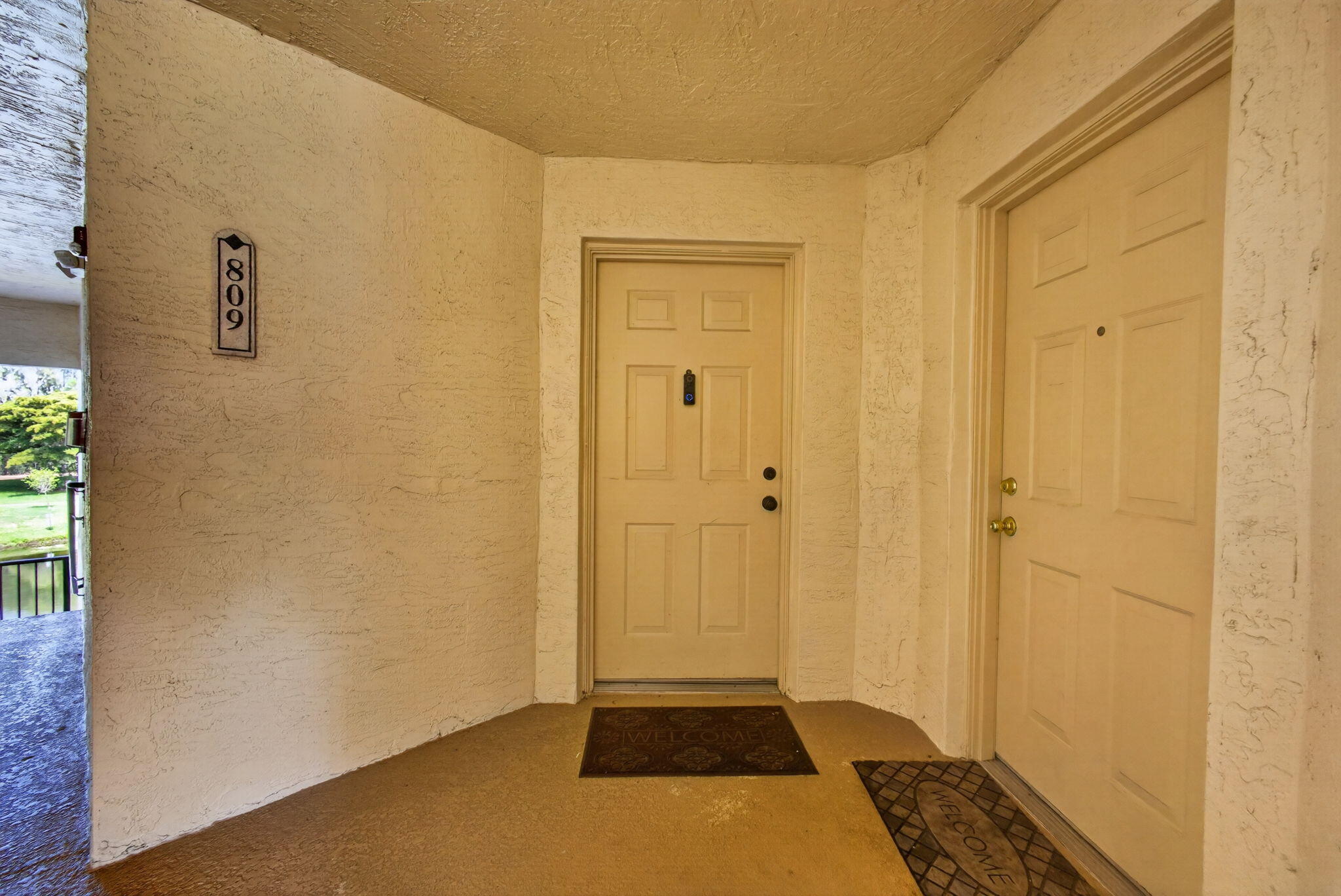 800 S Crestwood Ct #809, Royal Palm Beach FL 33411