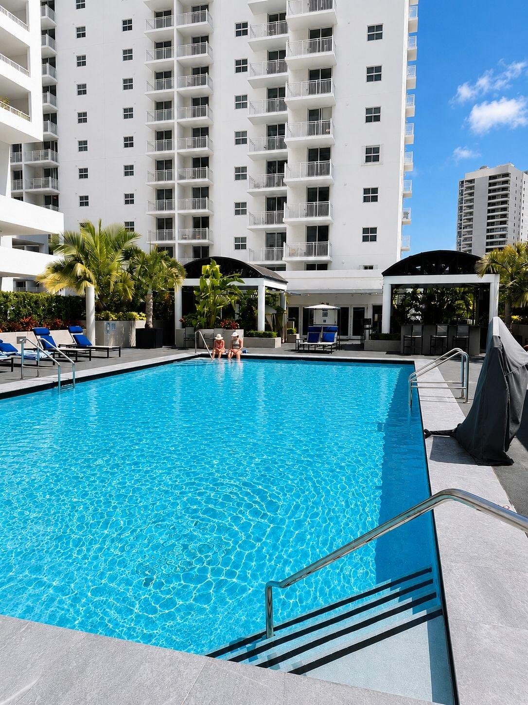 185 SE 14th #2402, Miami FL 33131