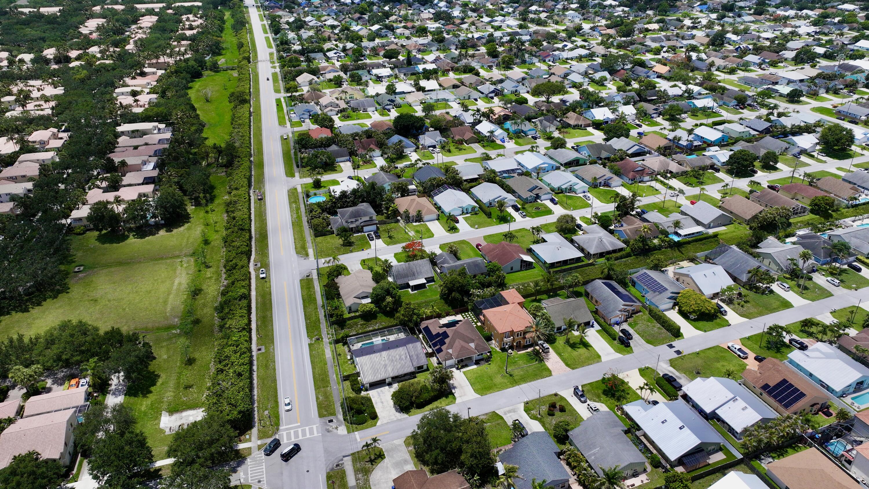 6048 Garrett, Jupiter FL 33458