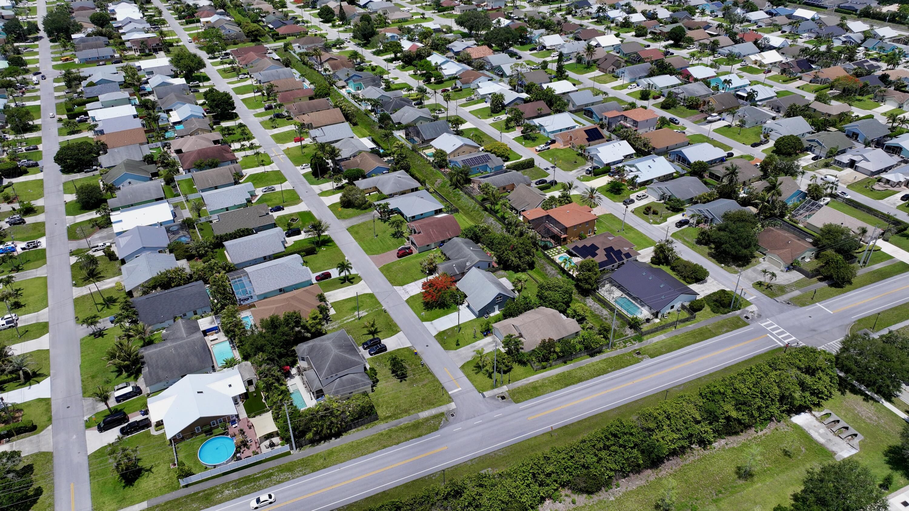 6048 Garrett, Jupiter FL 33458