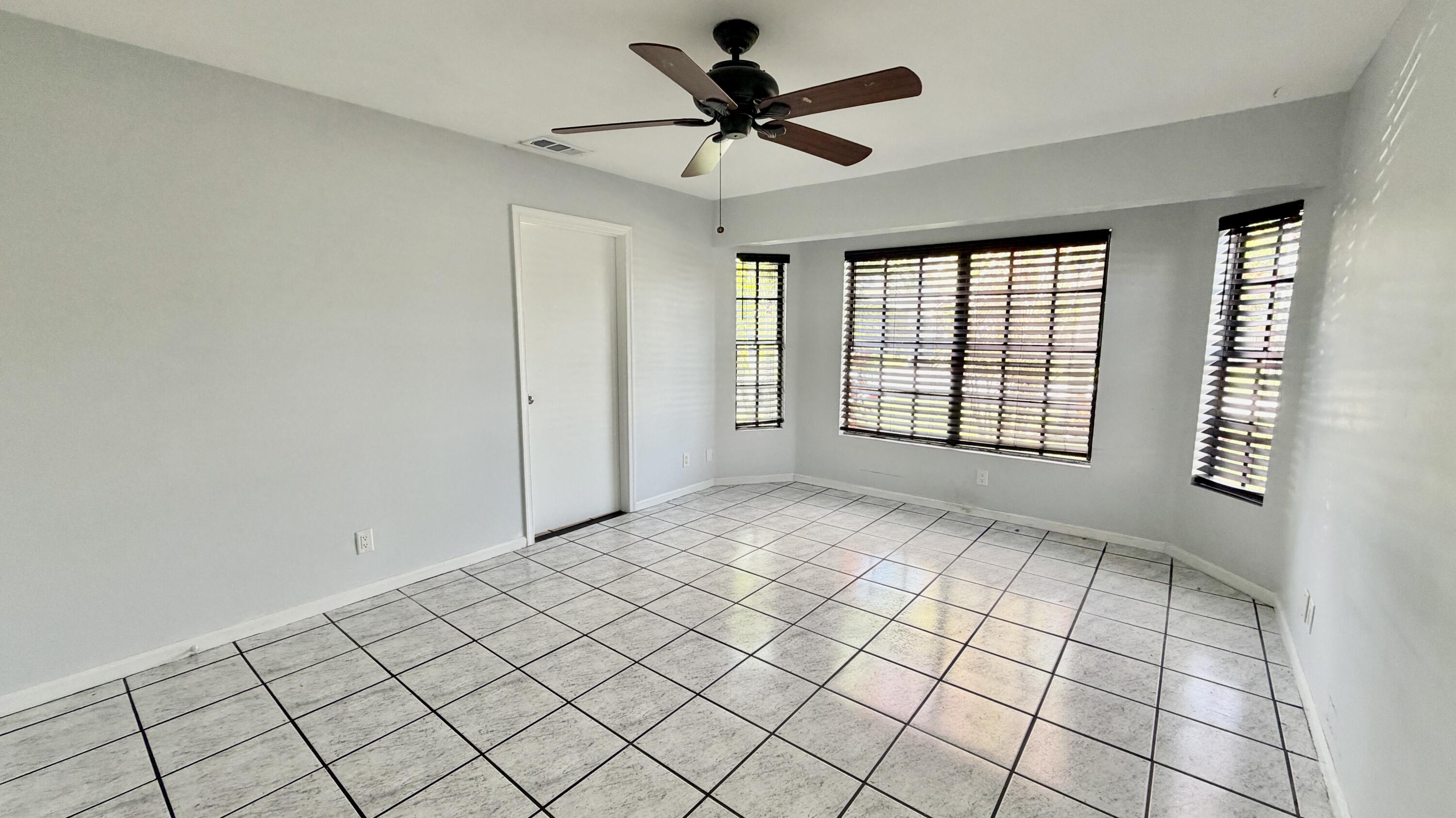6048 Garrett, Jupiter FL 33458