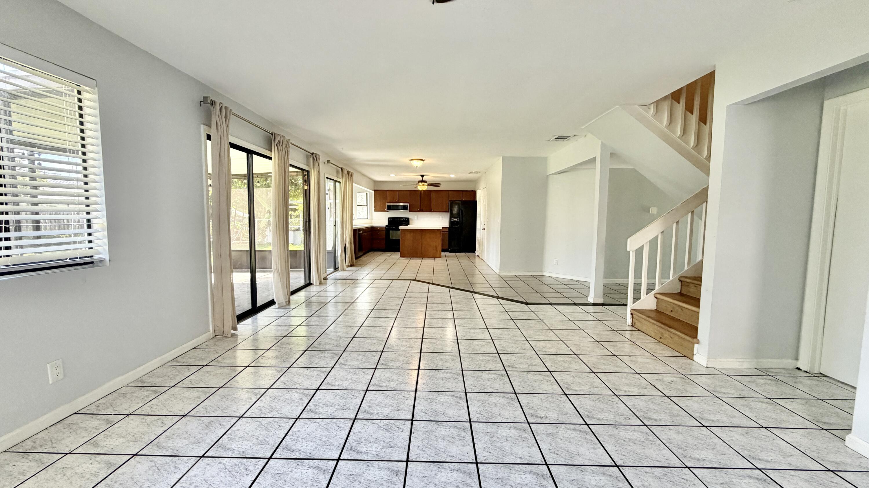 6048 Garrett, Jupiter FL 33458