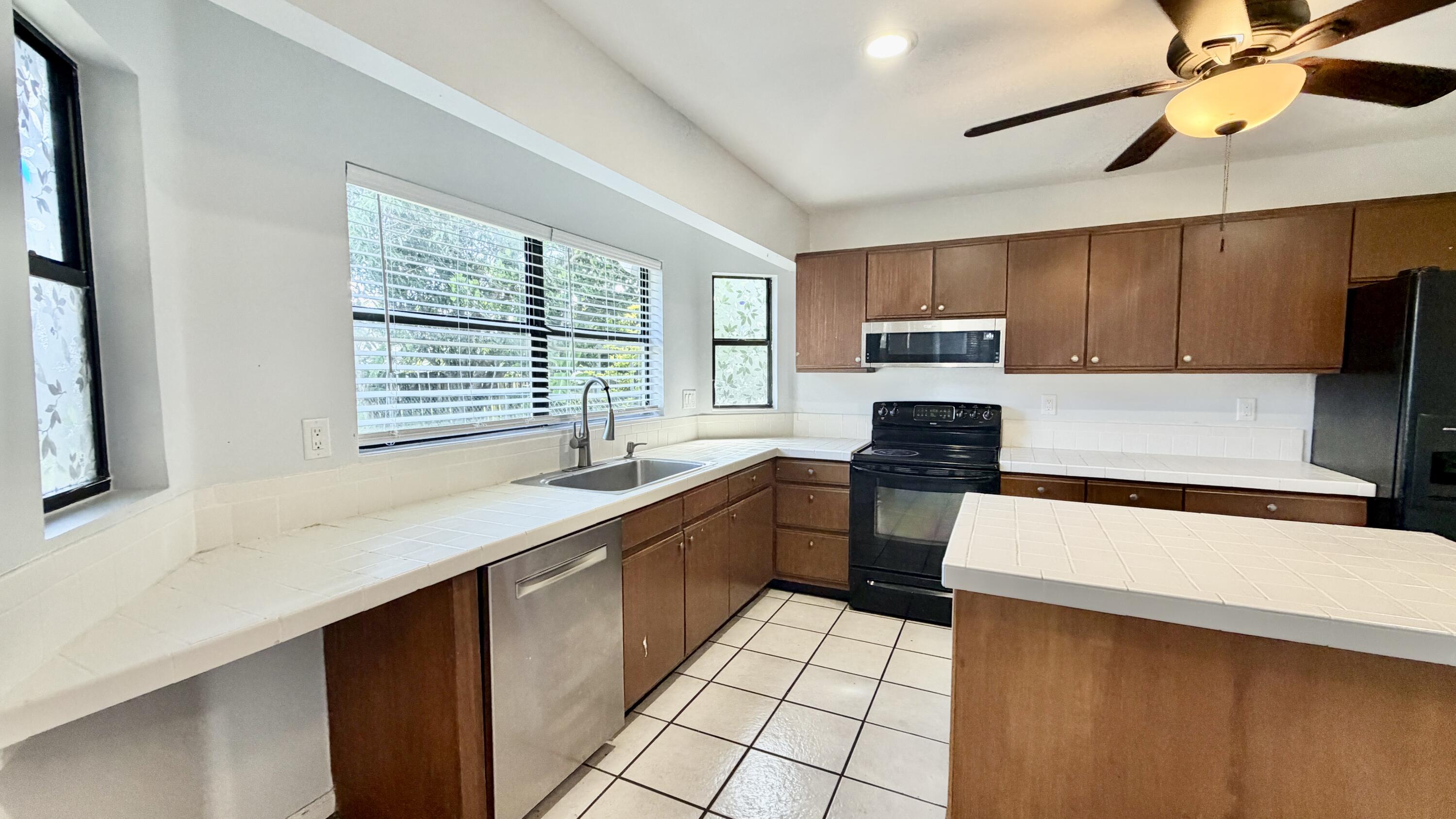 6048 Garrett, Jupiter FL 33458
