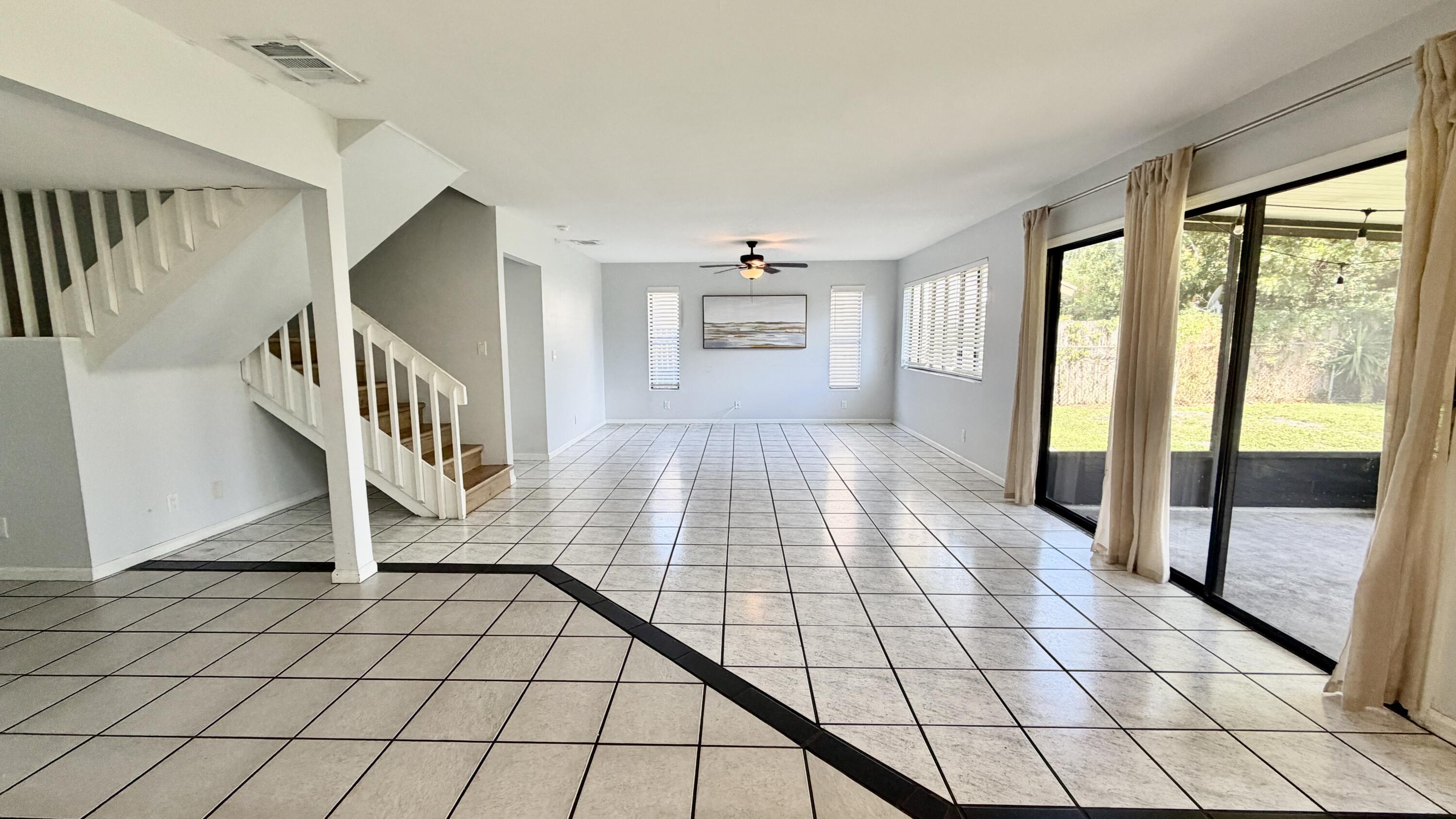 6048 Garrett, Jupiter FL 33458