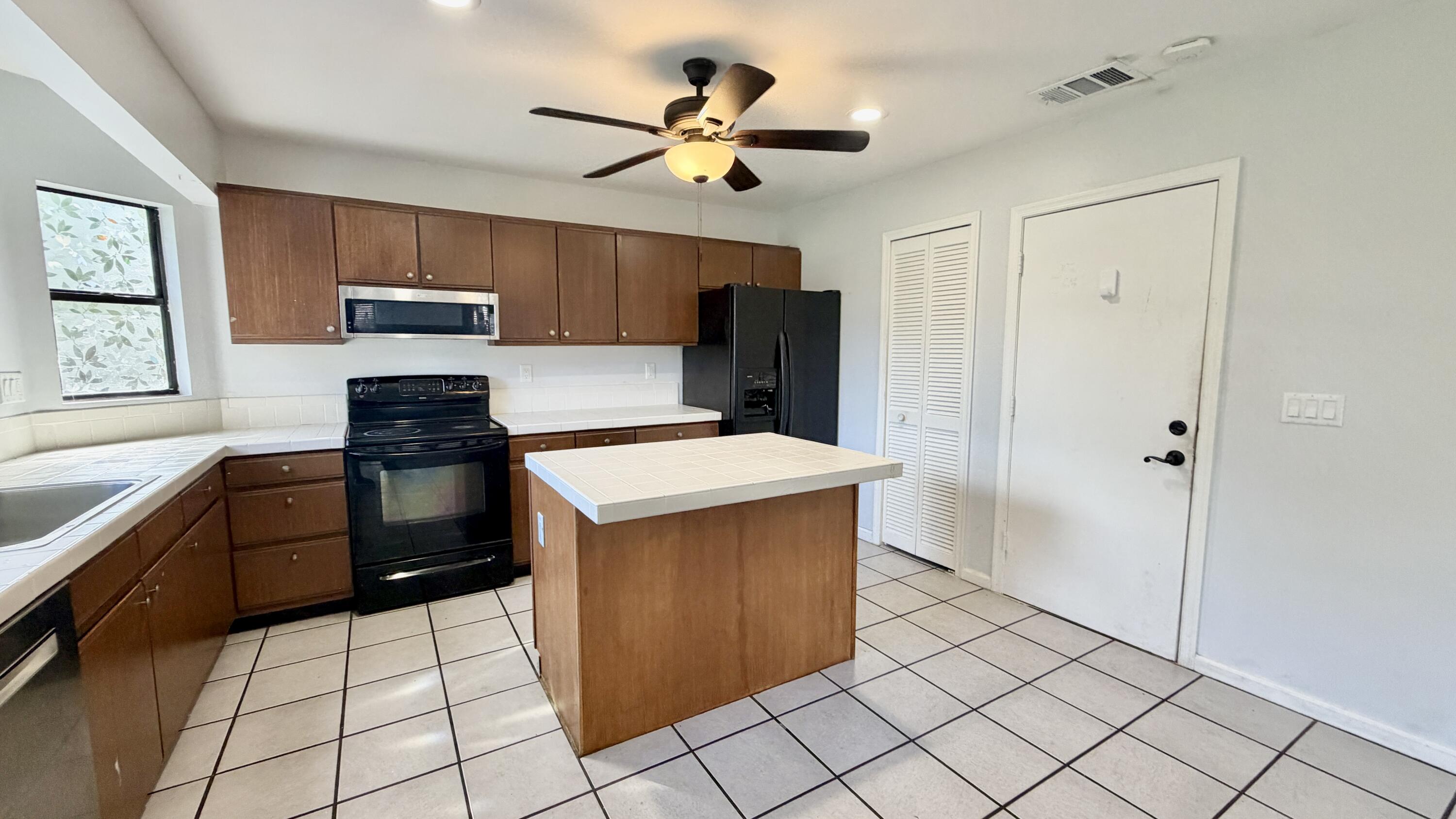 6048 Garrett, Jupiter FL 33458