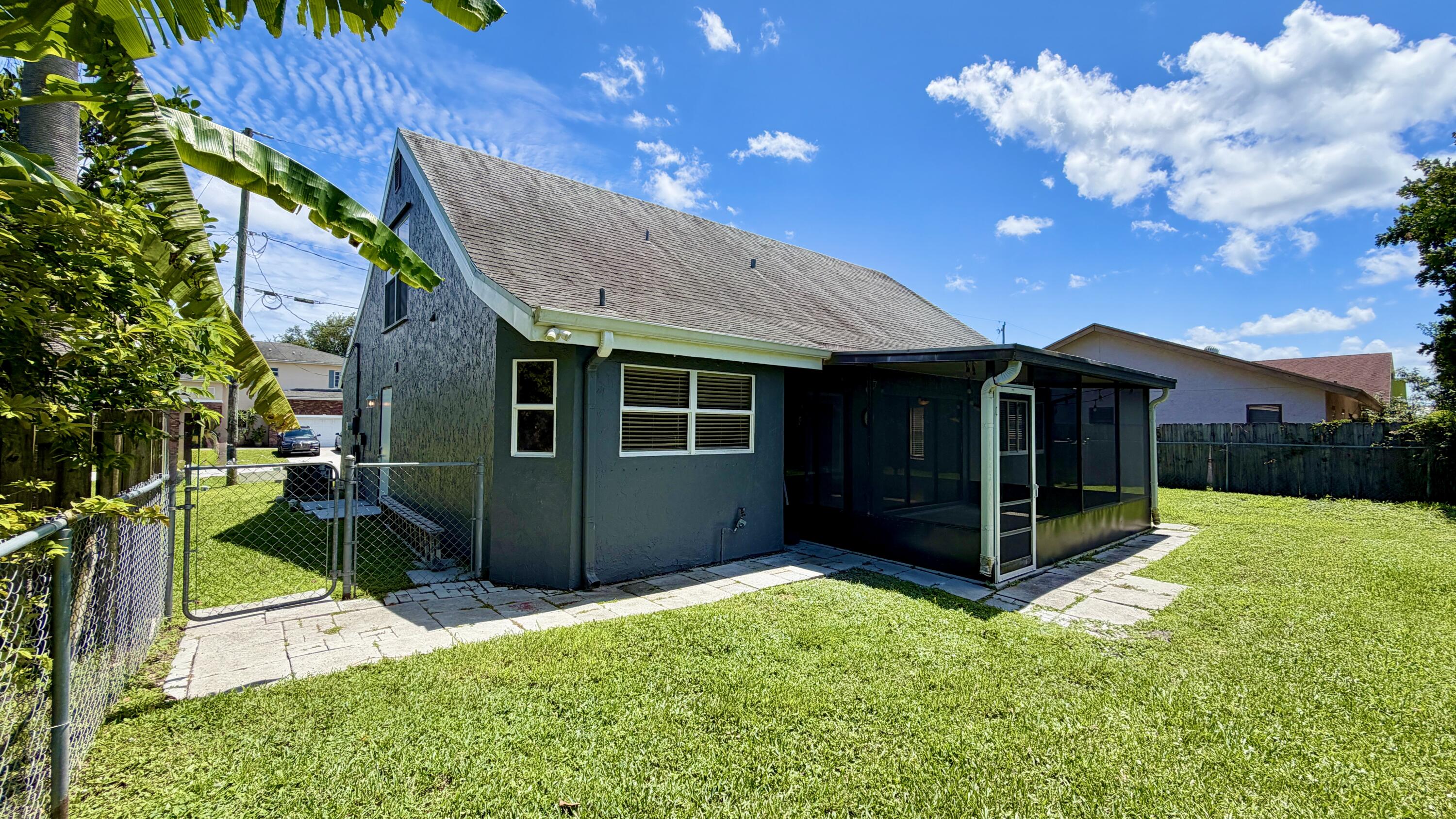 6048 Garrett, Jupiter FL 33458