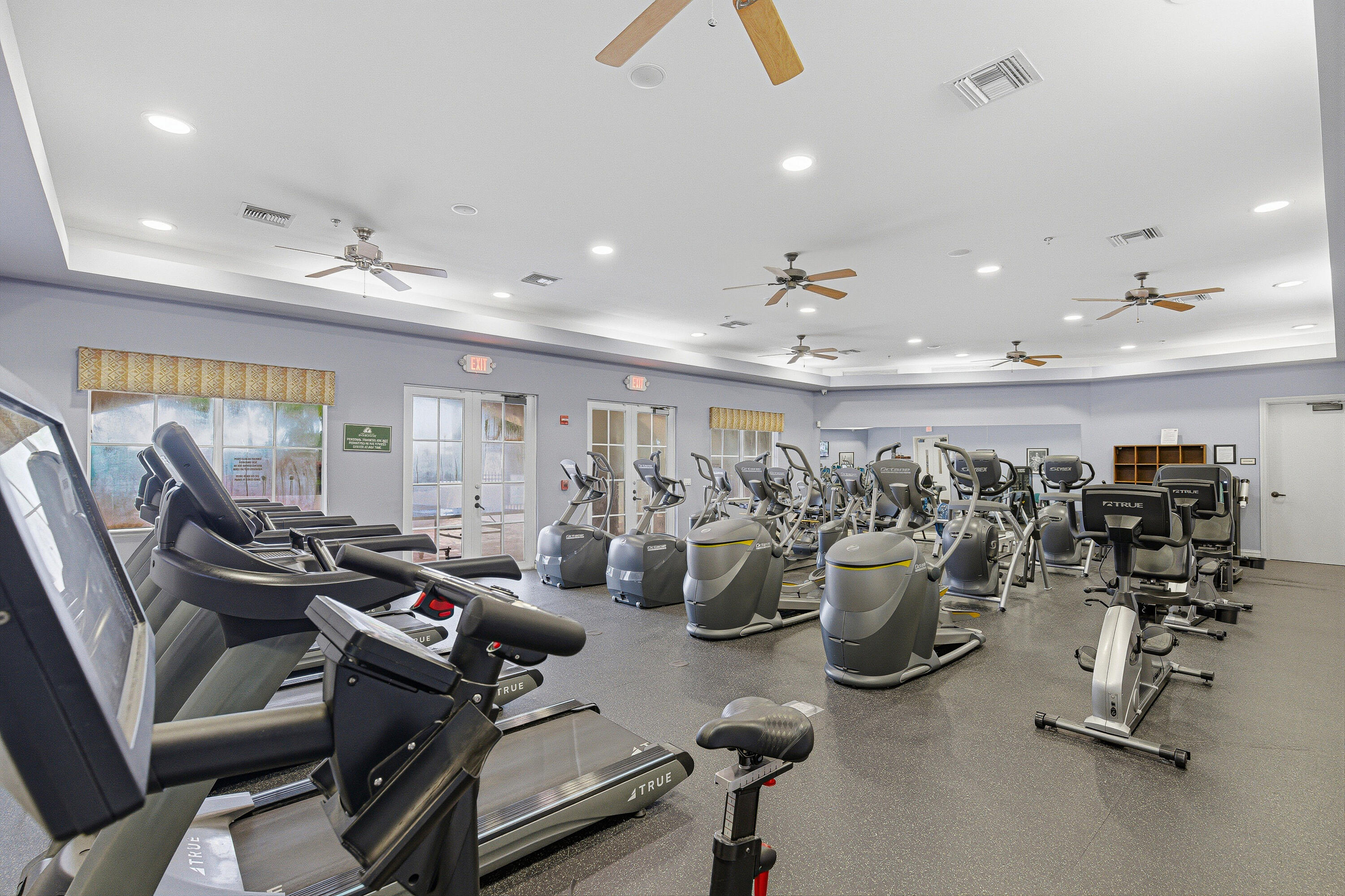 946 Mill Creek, Palm Beach Gardens FL 33410