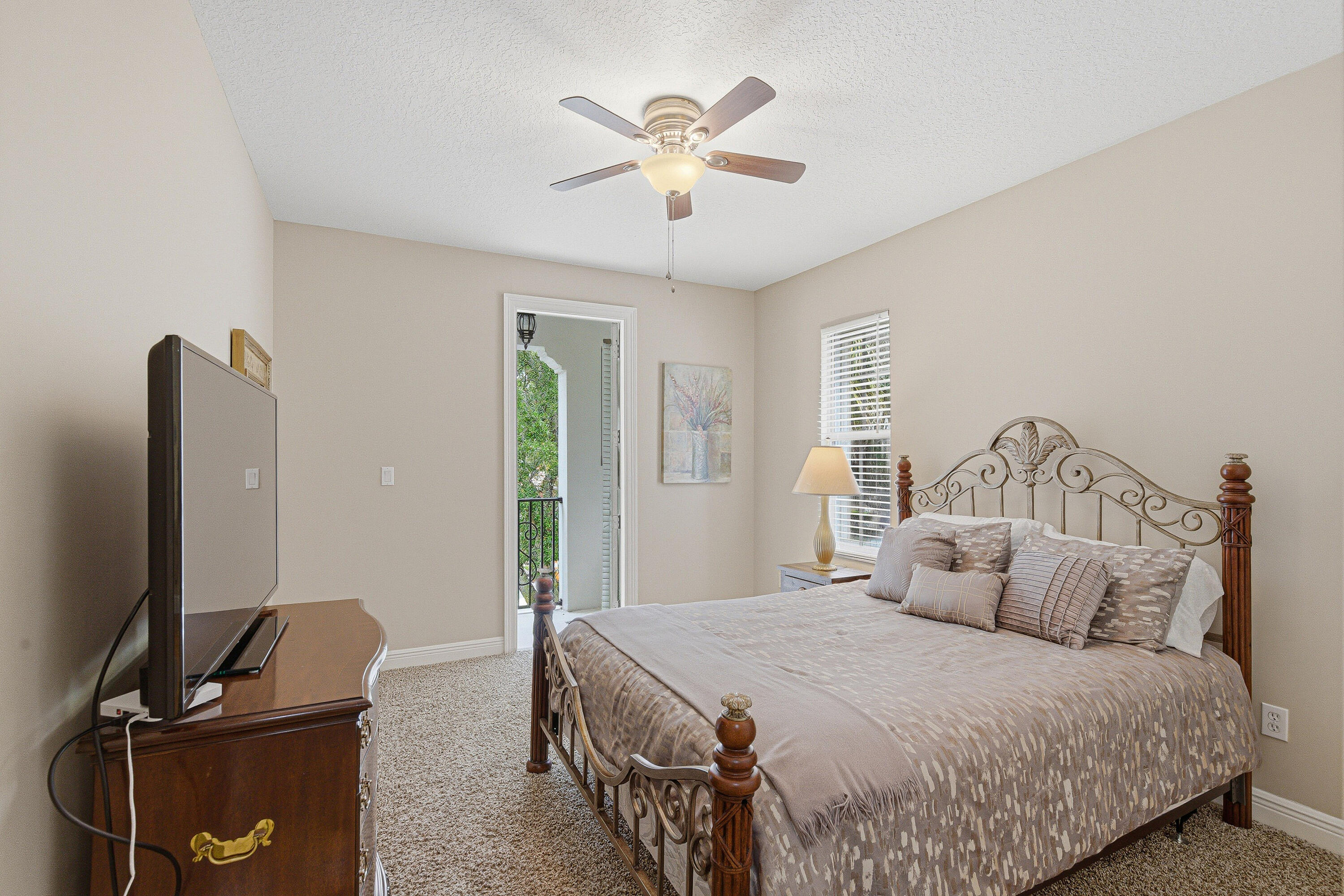 946 Mill Creek, Palm Beach Gardens FL 33410