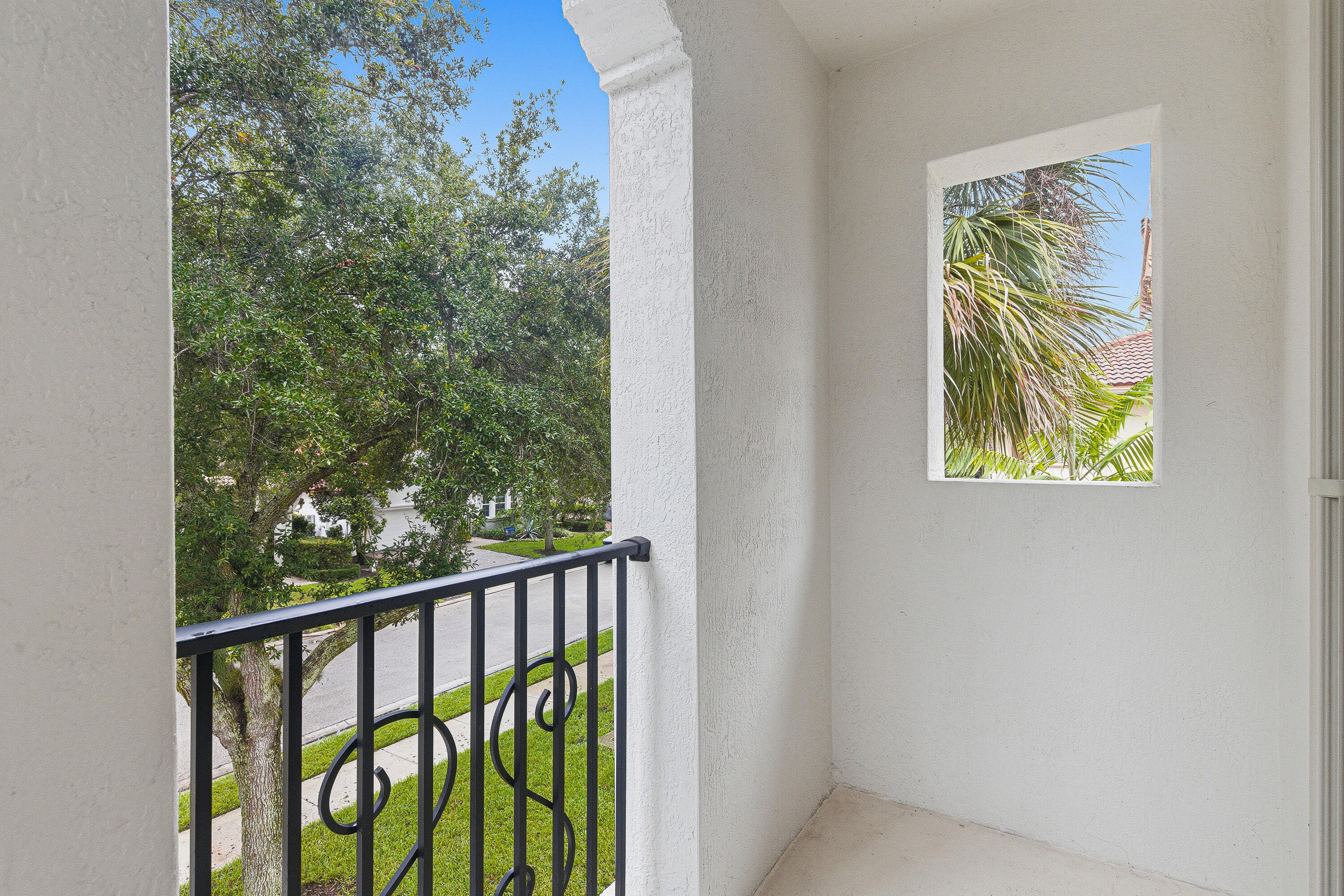 946 Mill Creek, Palm Beach Gardens FL 33410