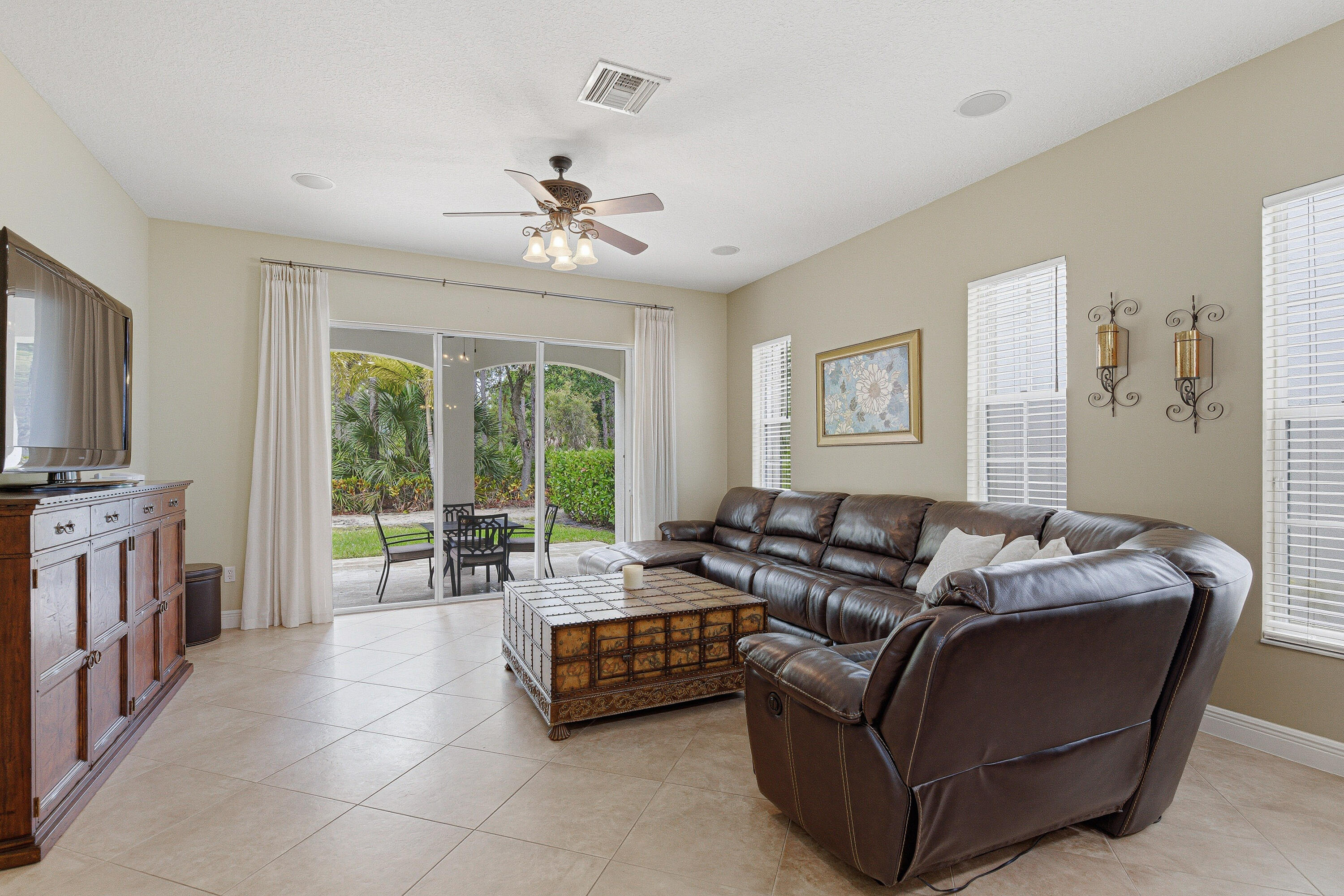946 Mill Creek, Palm Beach Gardens FL 33410