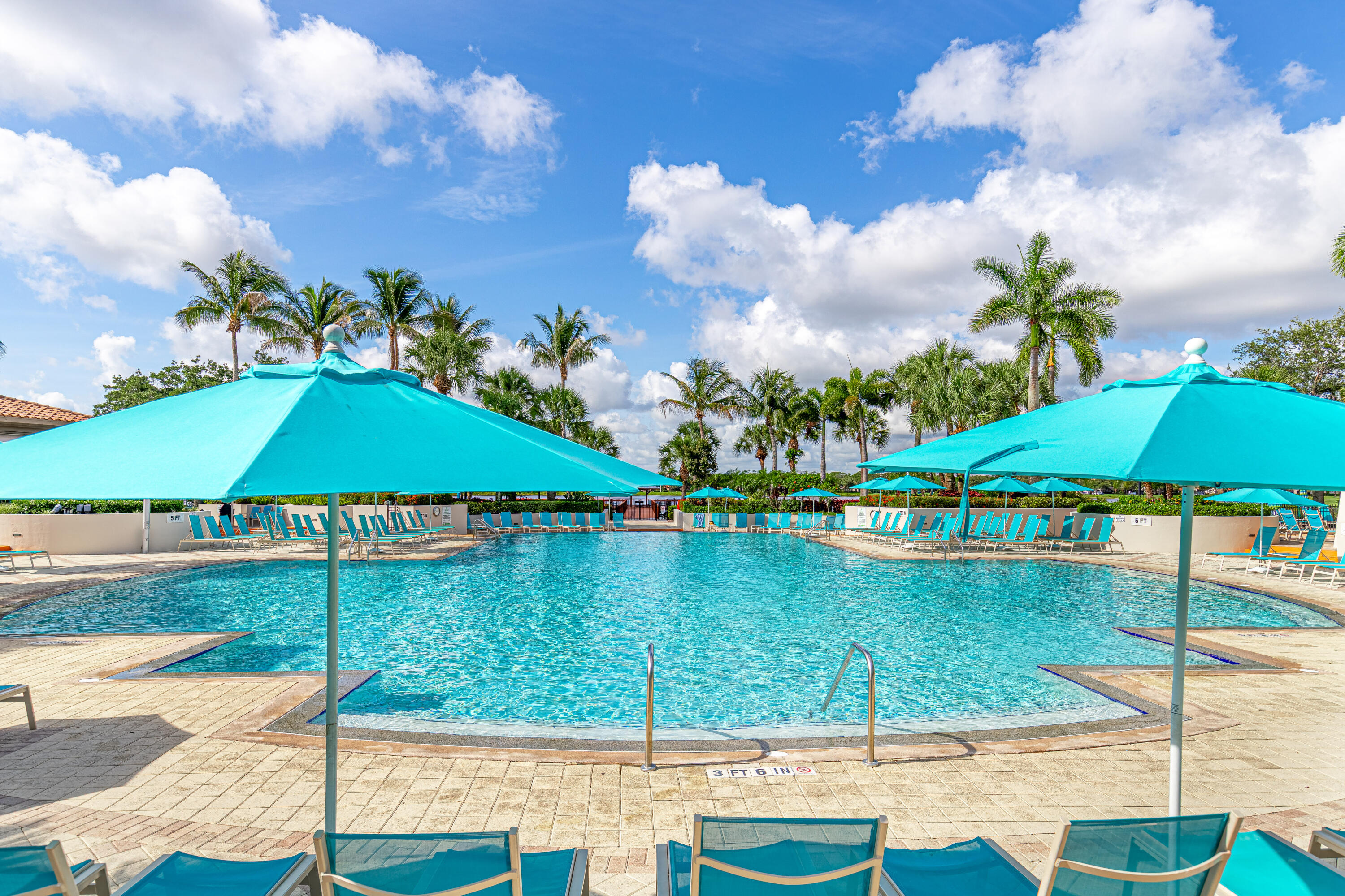 946 Mill Creek, Palm Beach Gardens FL 33410