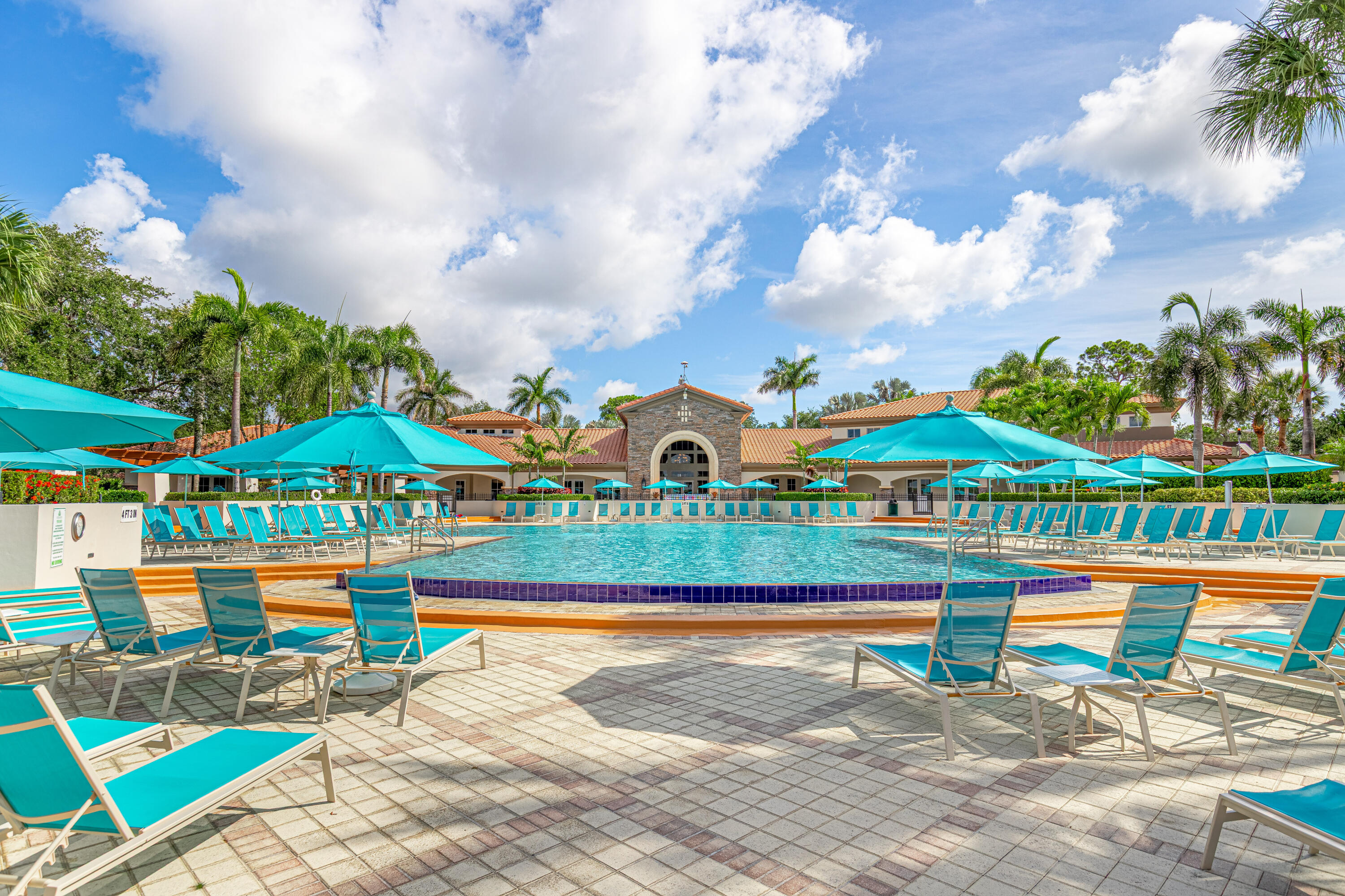 946 Mill Creek, Palm Beach Gardens FL 33410