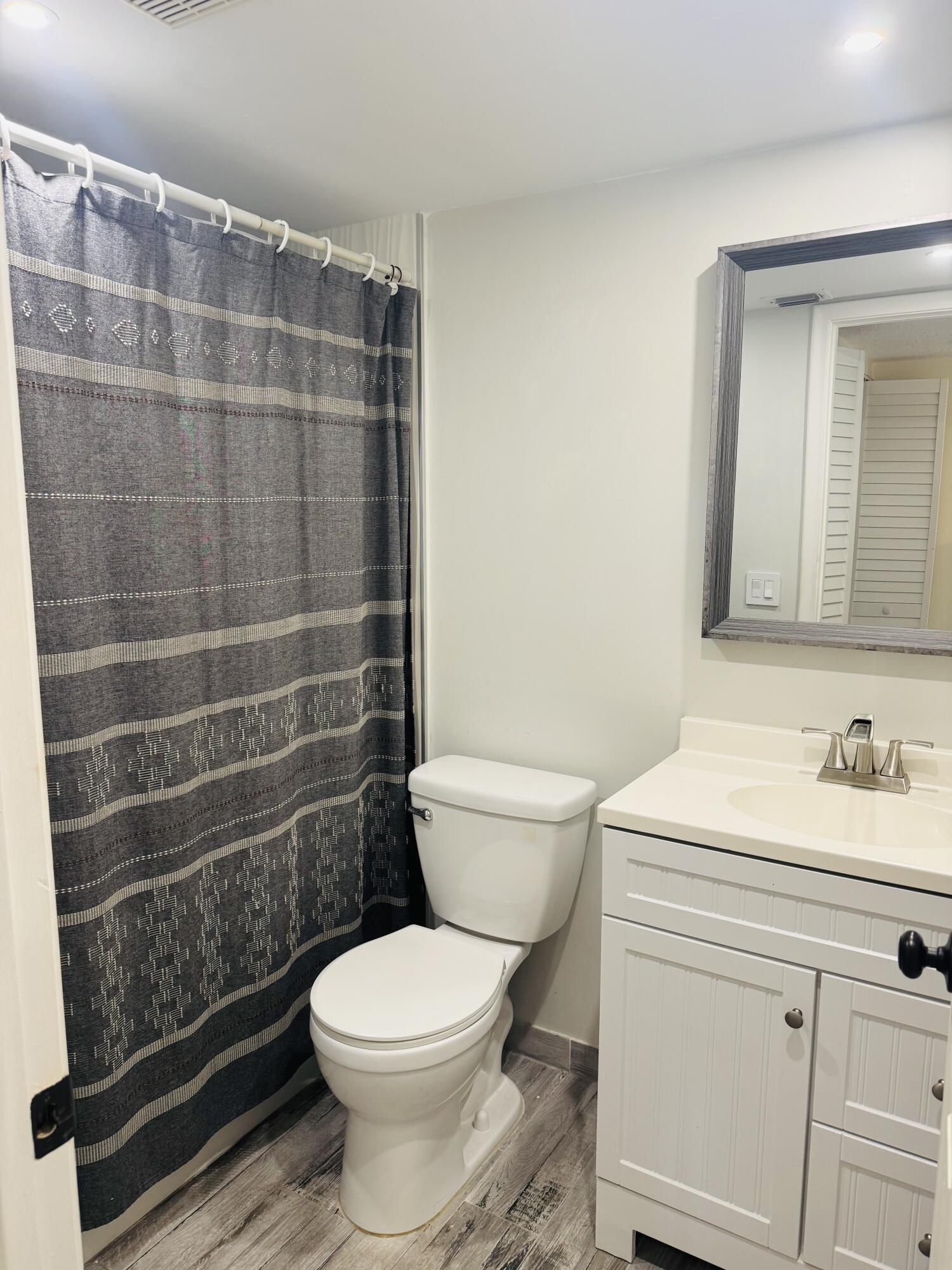 1300 SW 125th #311k, Pembroke Pines FL 33027
