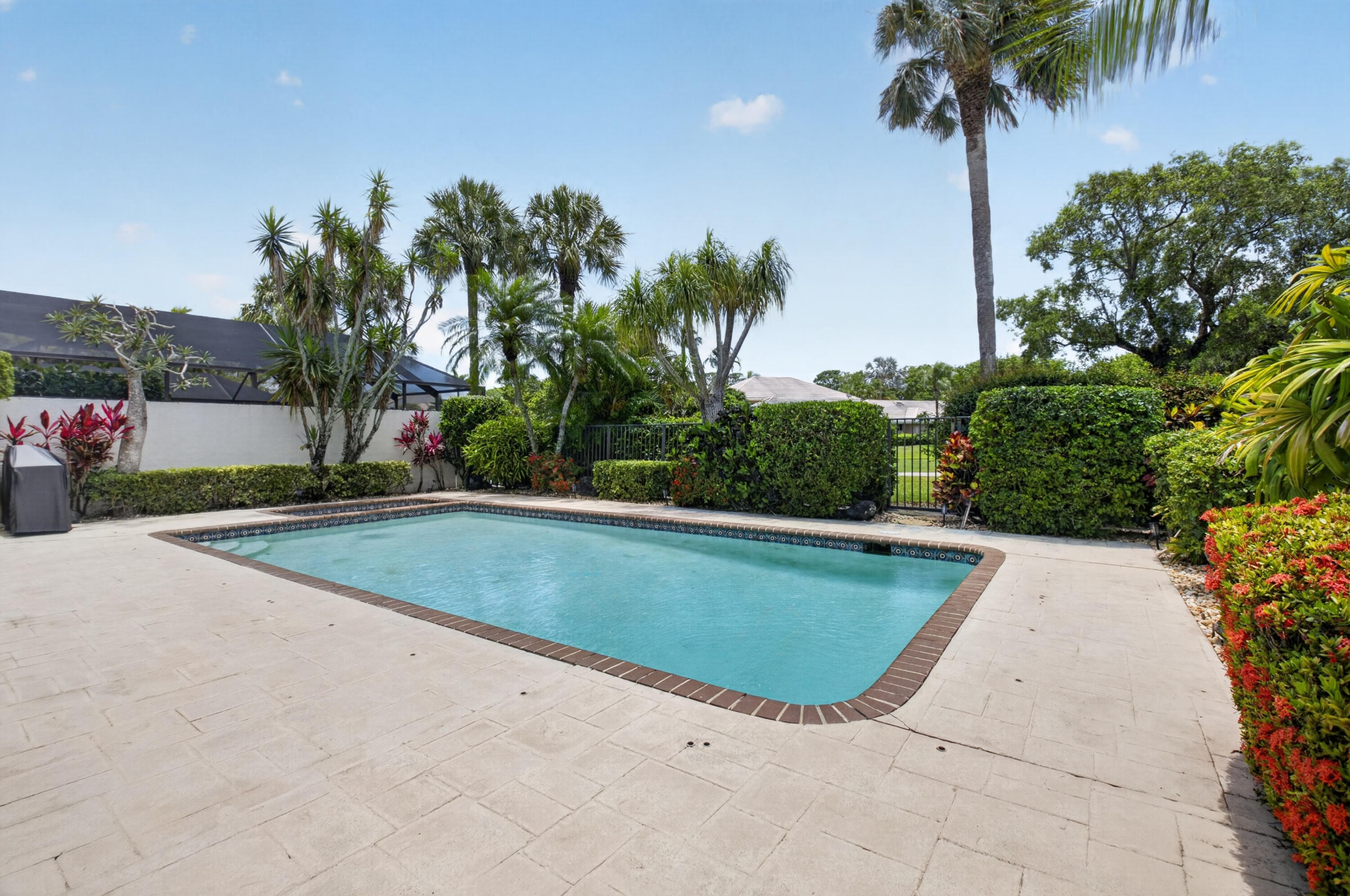 19592 Planters Point, Boca Raton FL 33434