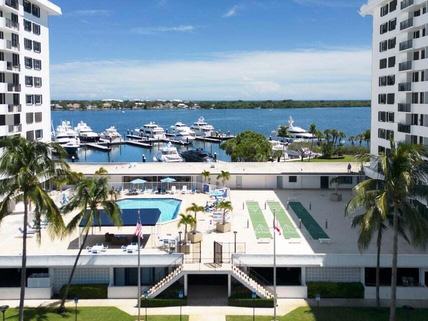 1200 Marine #202, North Palm Beach FL 33408