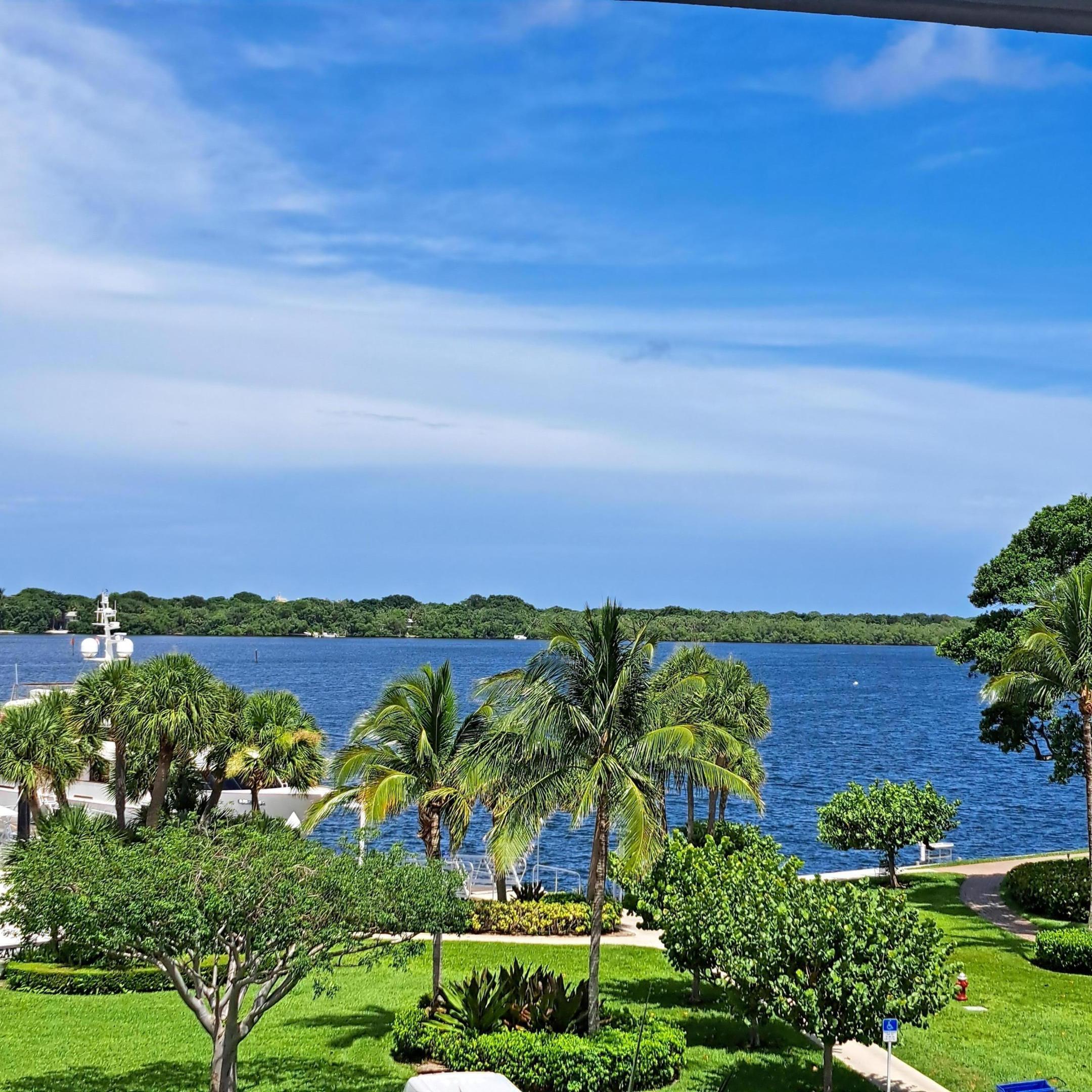 1200 Marine #202, North Palm Beach FL 33408