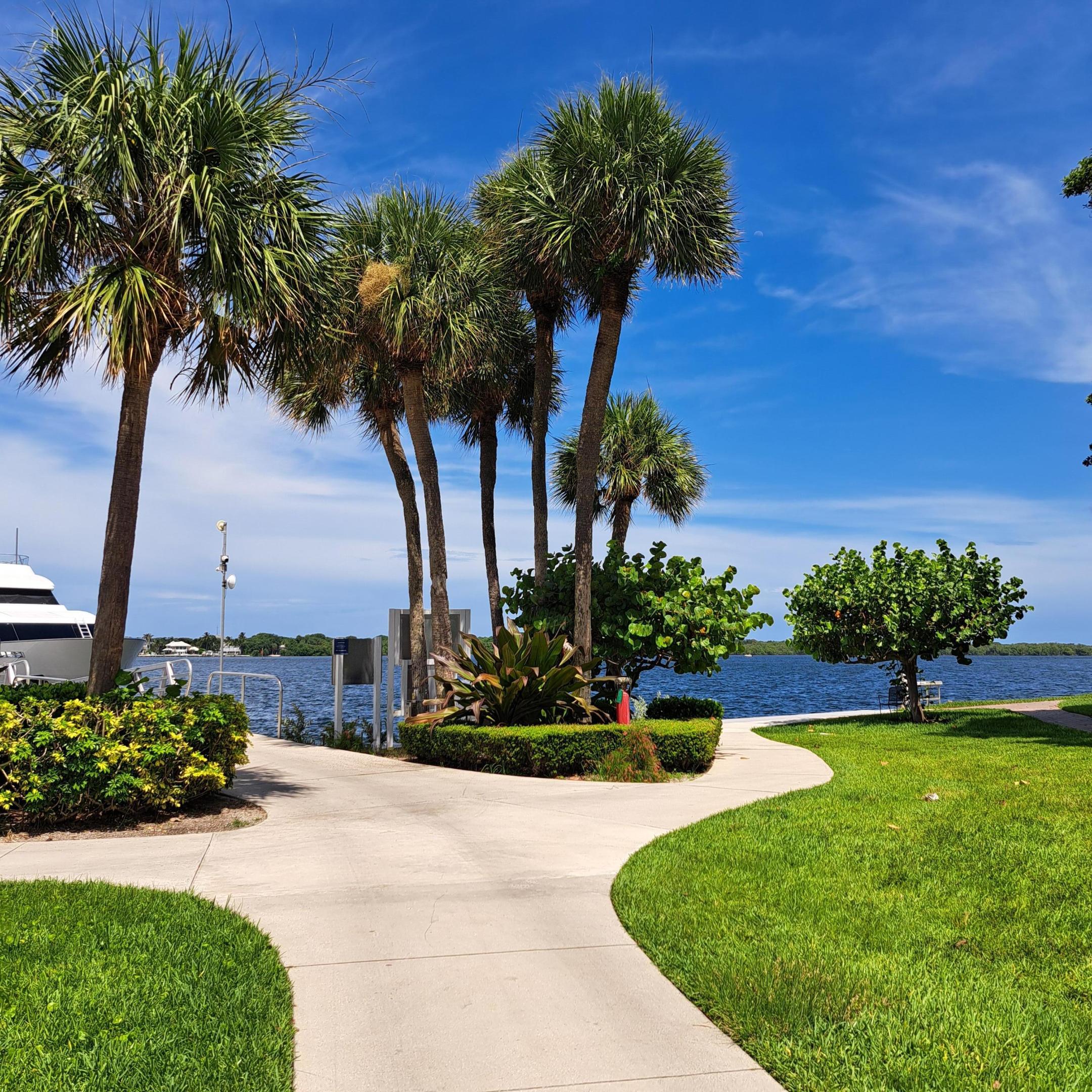 1200 Marine #202, North Palm Beach FL 33408