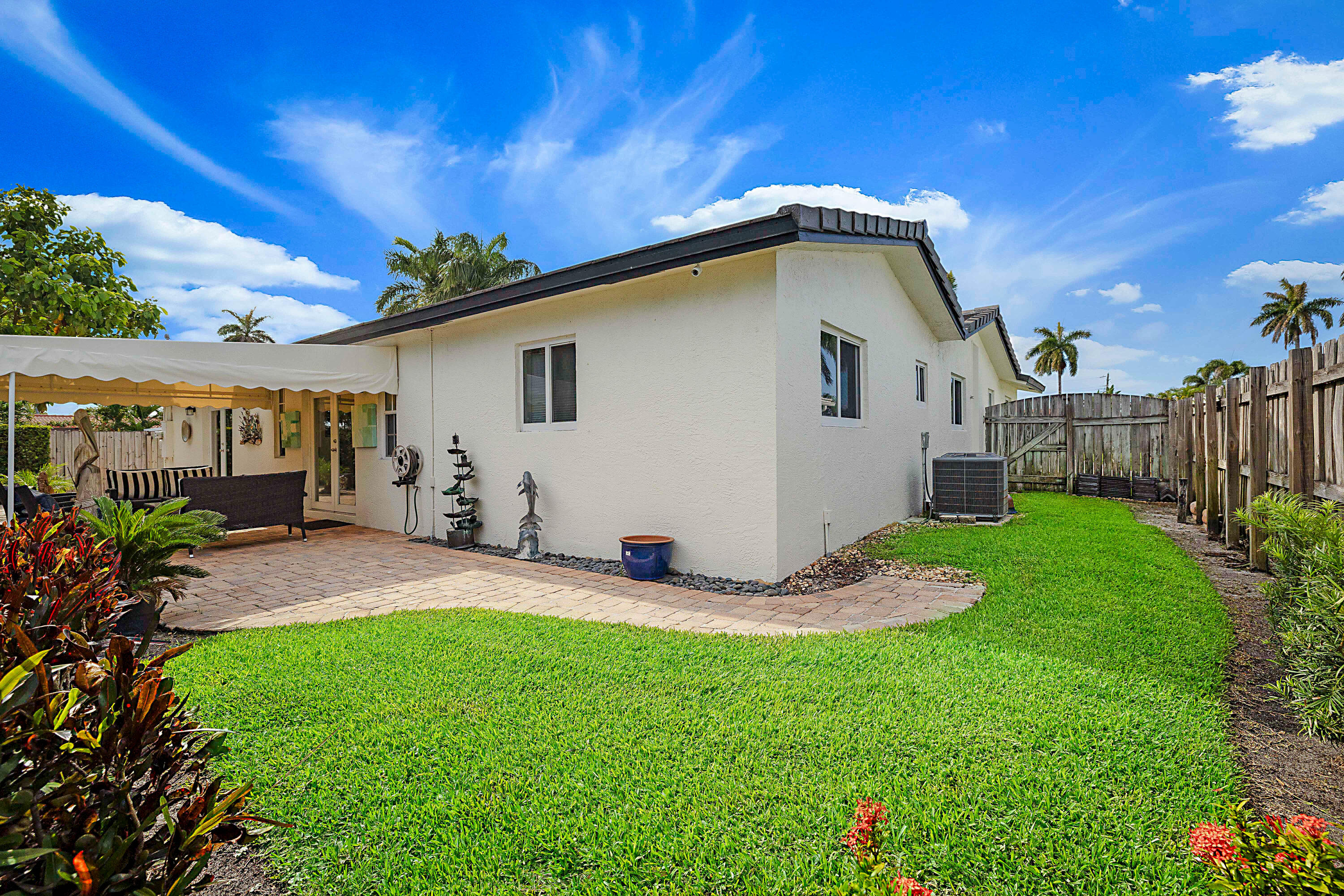 920 SE 17th, Deerfield Beach FL 33441
