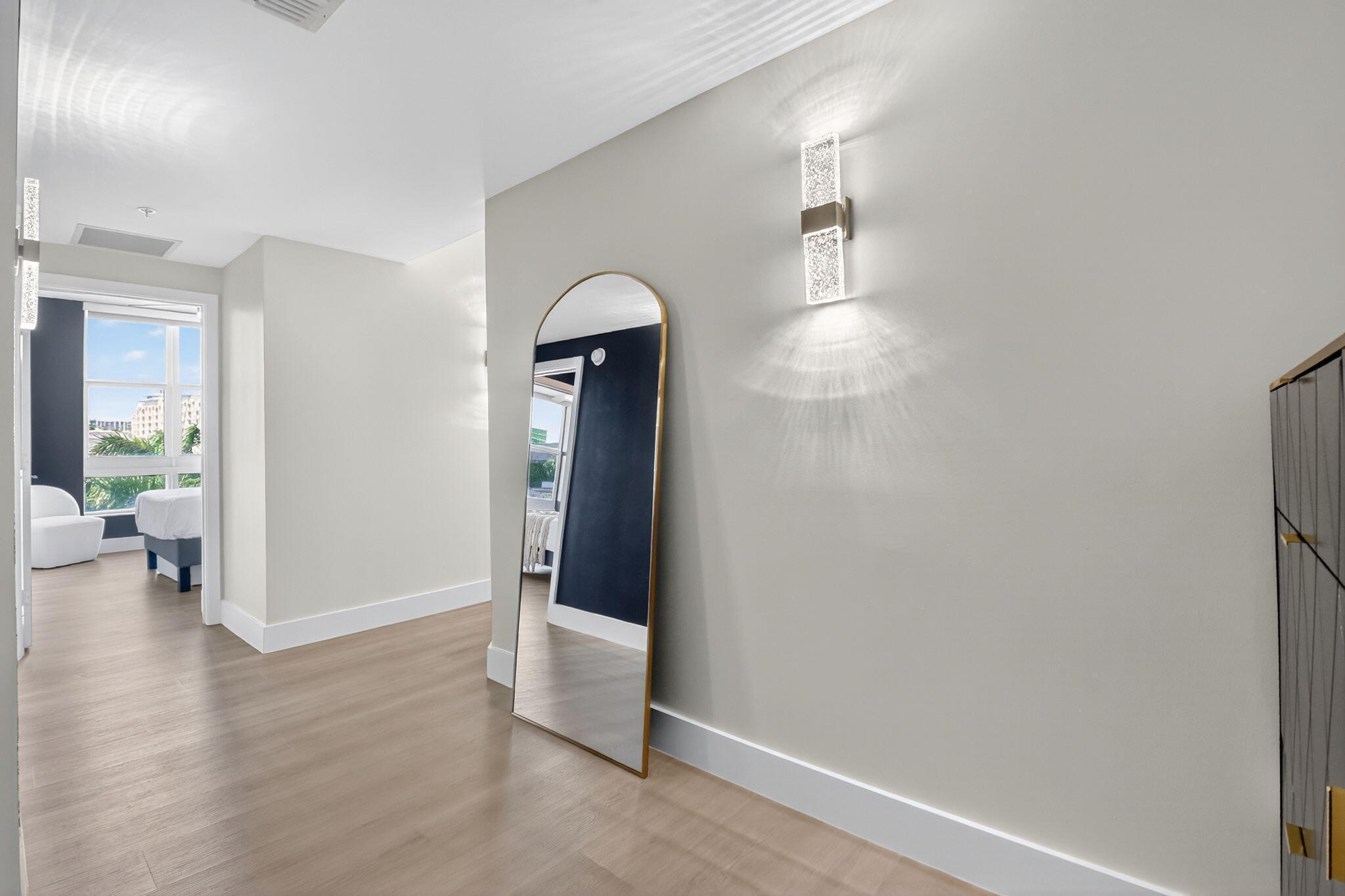 550 Okeechobee #502, West Palm Beach FL 33401