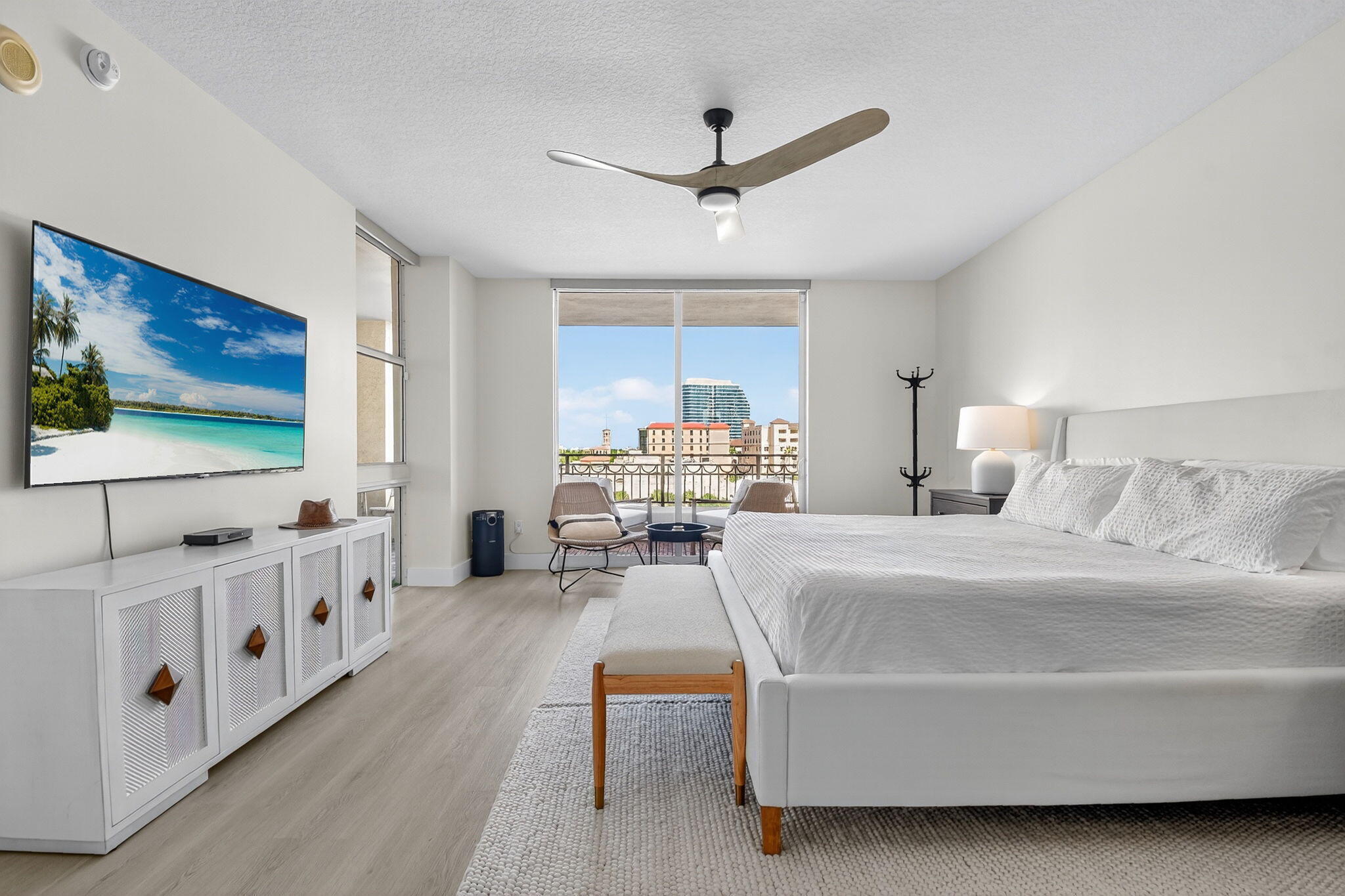 550 Okeechobee #502, West Palm Beach FL 33401