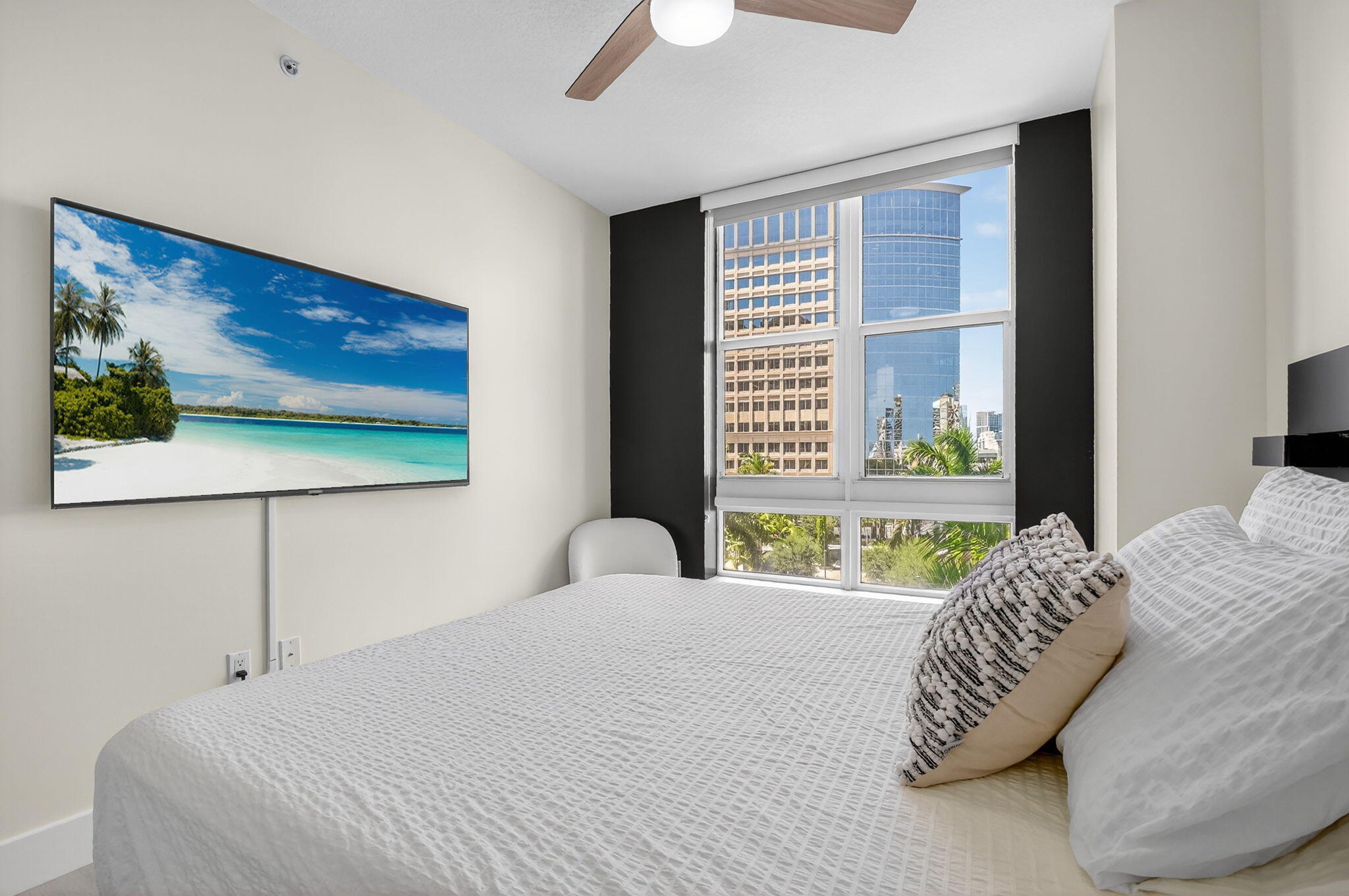 550 Okeechobee #502, West Palm Beach FL 33401