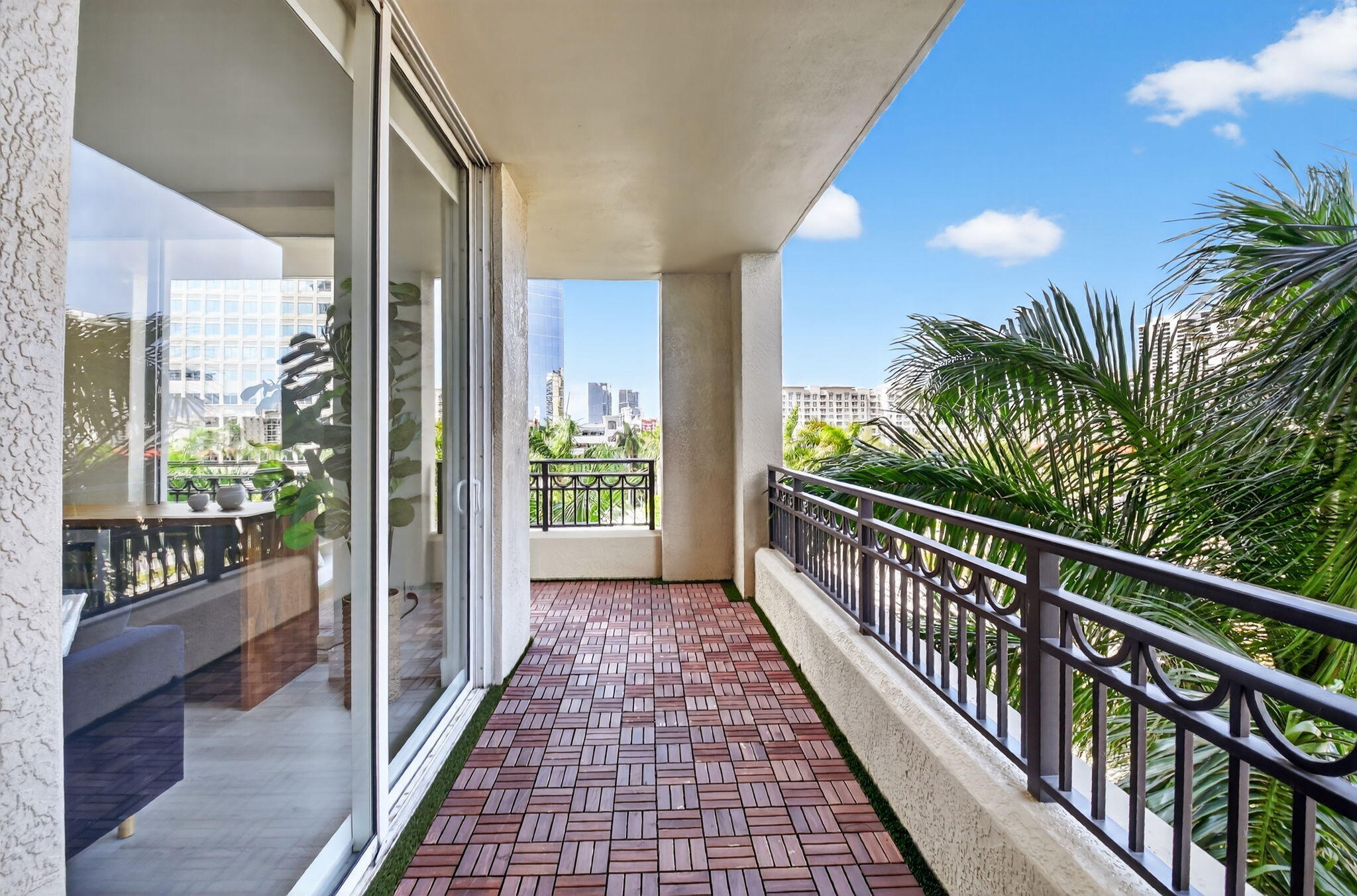 550 Okeechobee #502, West Palm Beach FL 33401